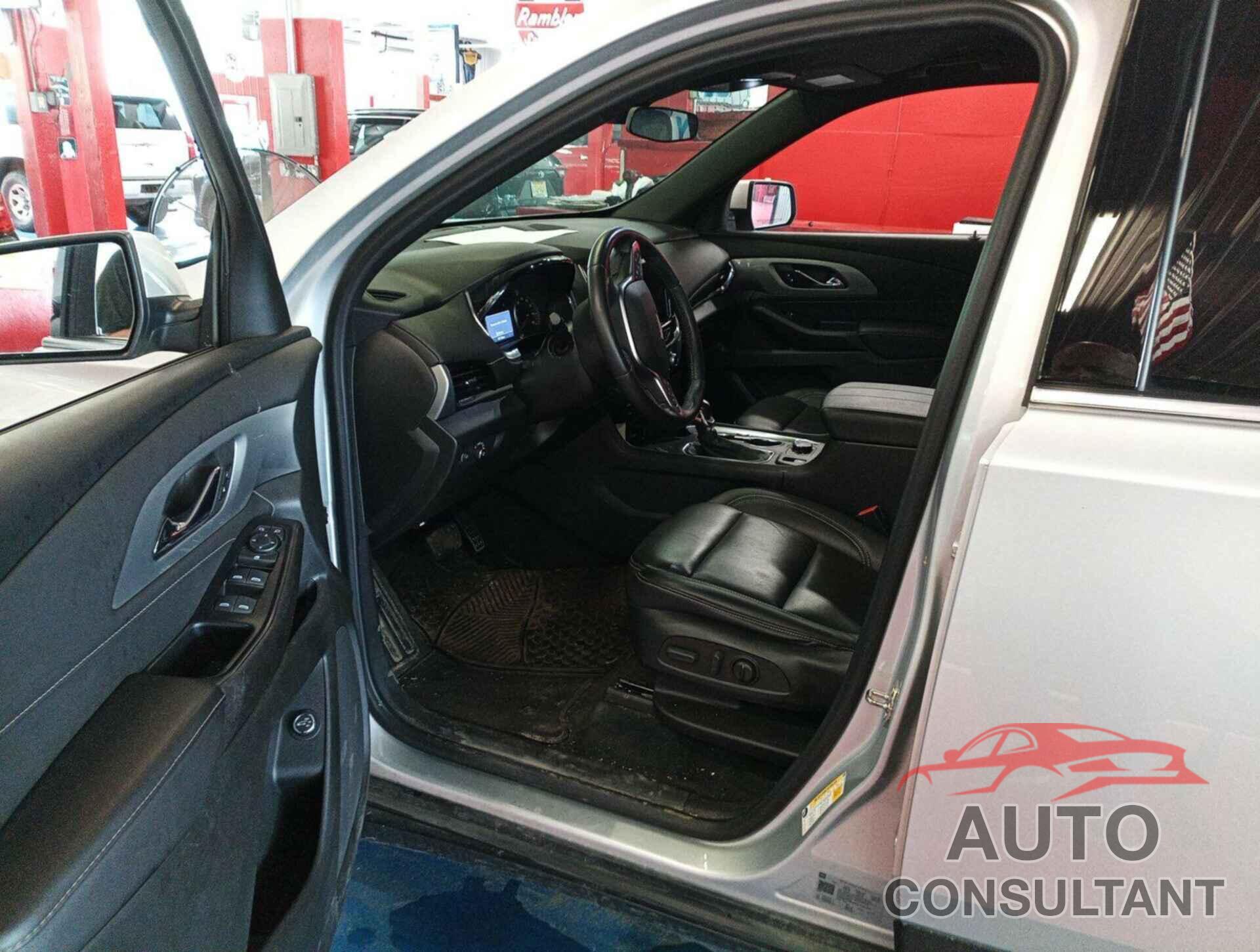 CHEVROLET TRAVERSE 2022 - 1GNEVHKW5NJ151576