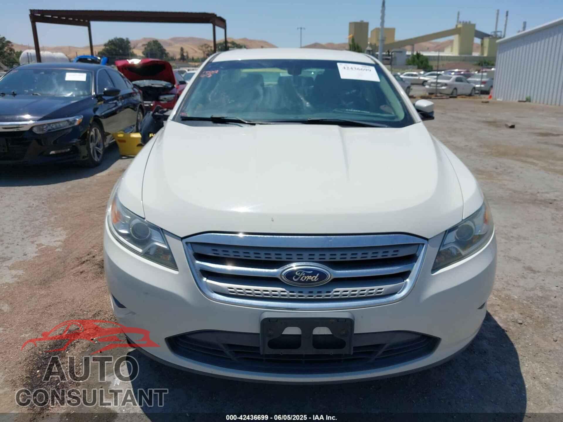 FORD TAURUS 2011 - 1FAHP2EW0BG182256