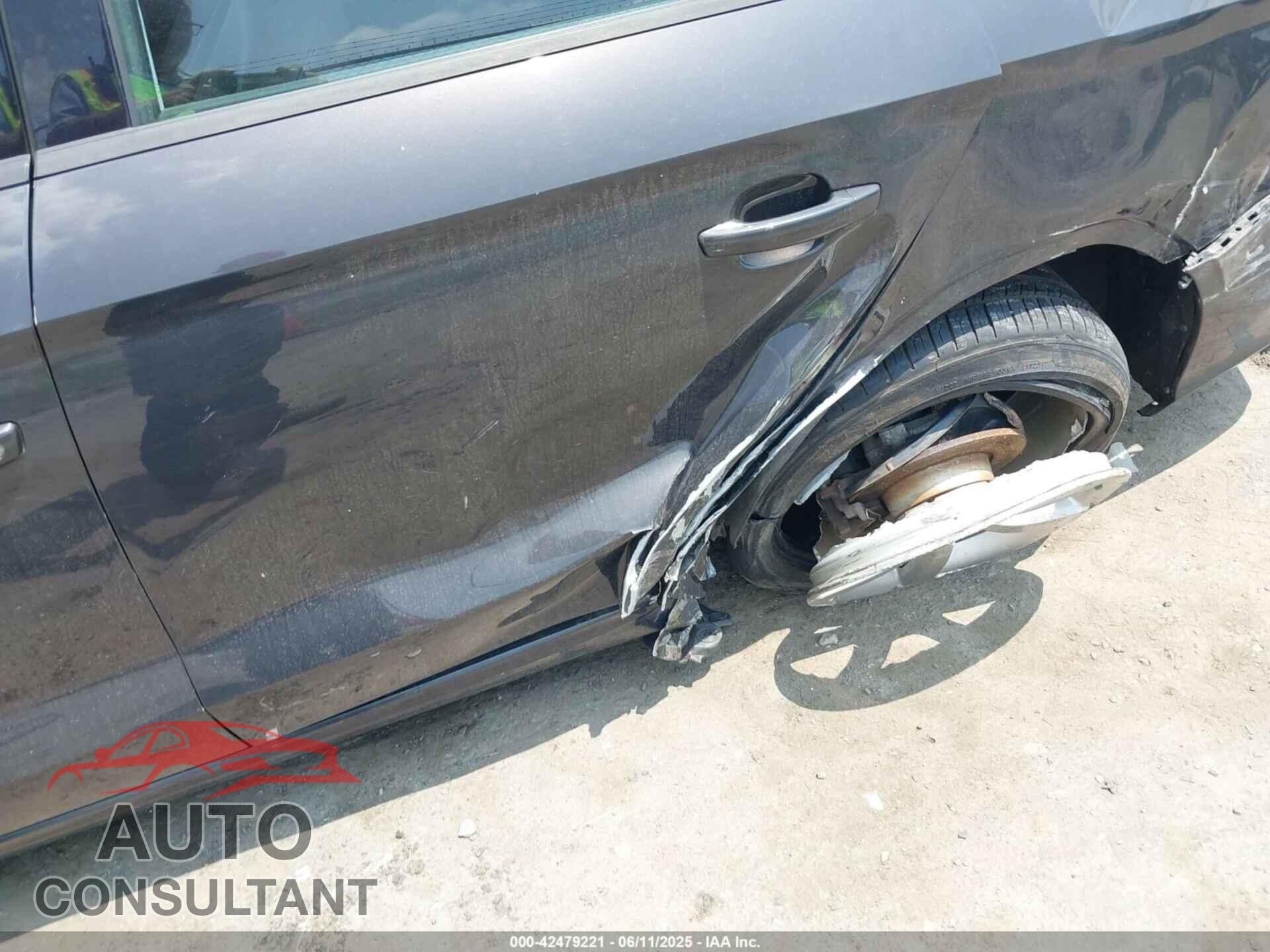 AUDI A3 2015 - WAUBFGFF0F1012368
