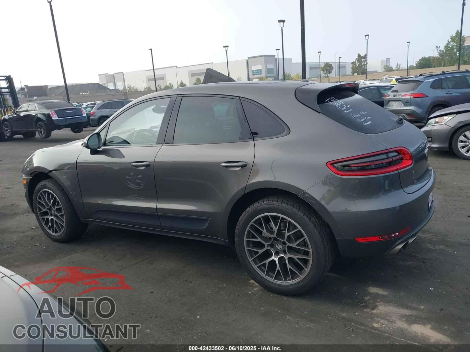 PORSCHE MACAN 2015 - WP1AB2A5XFLB60574