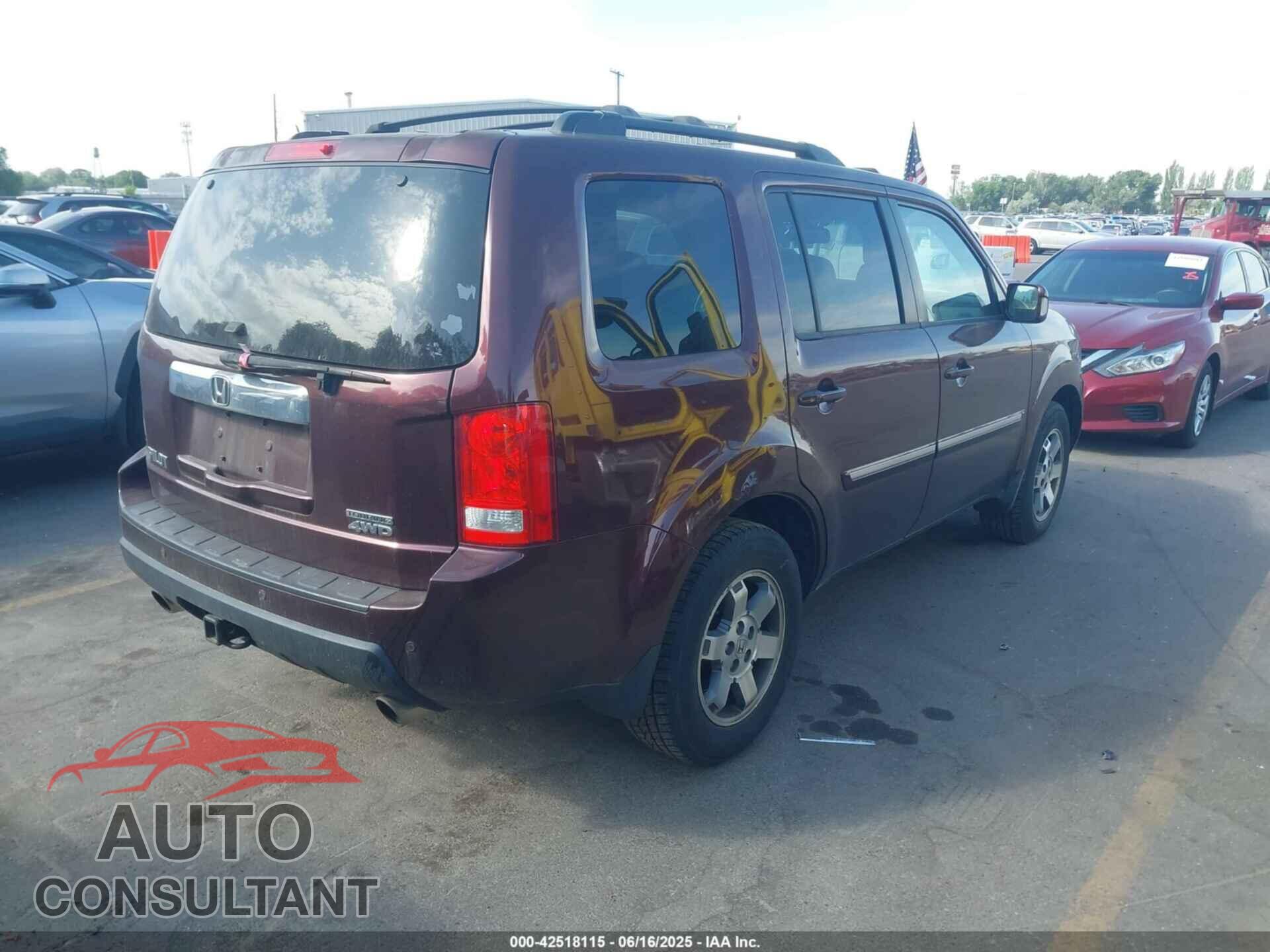 HONDA PILOT 2011 - 5FNYF4H93BB012496