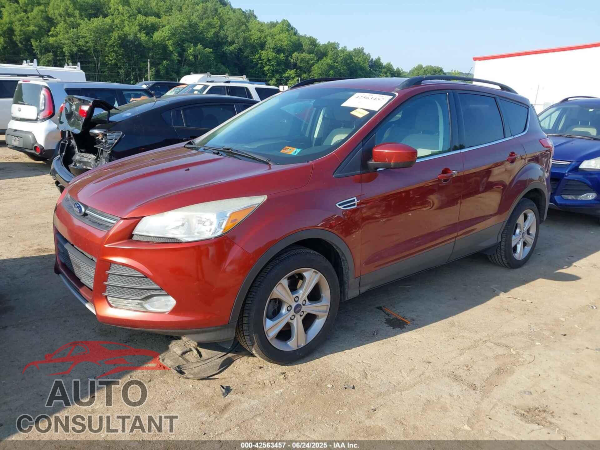 FORD ESCAPE 2014 - 1FMCU0GX7EUD76372