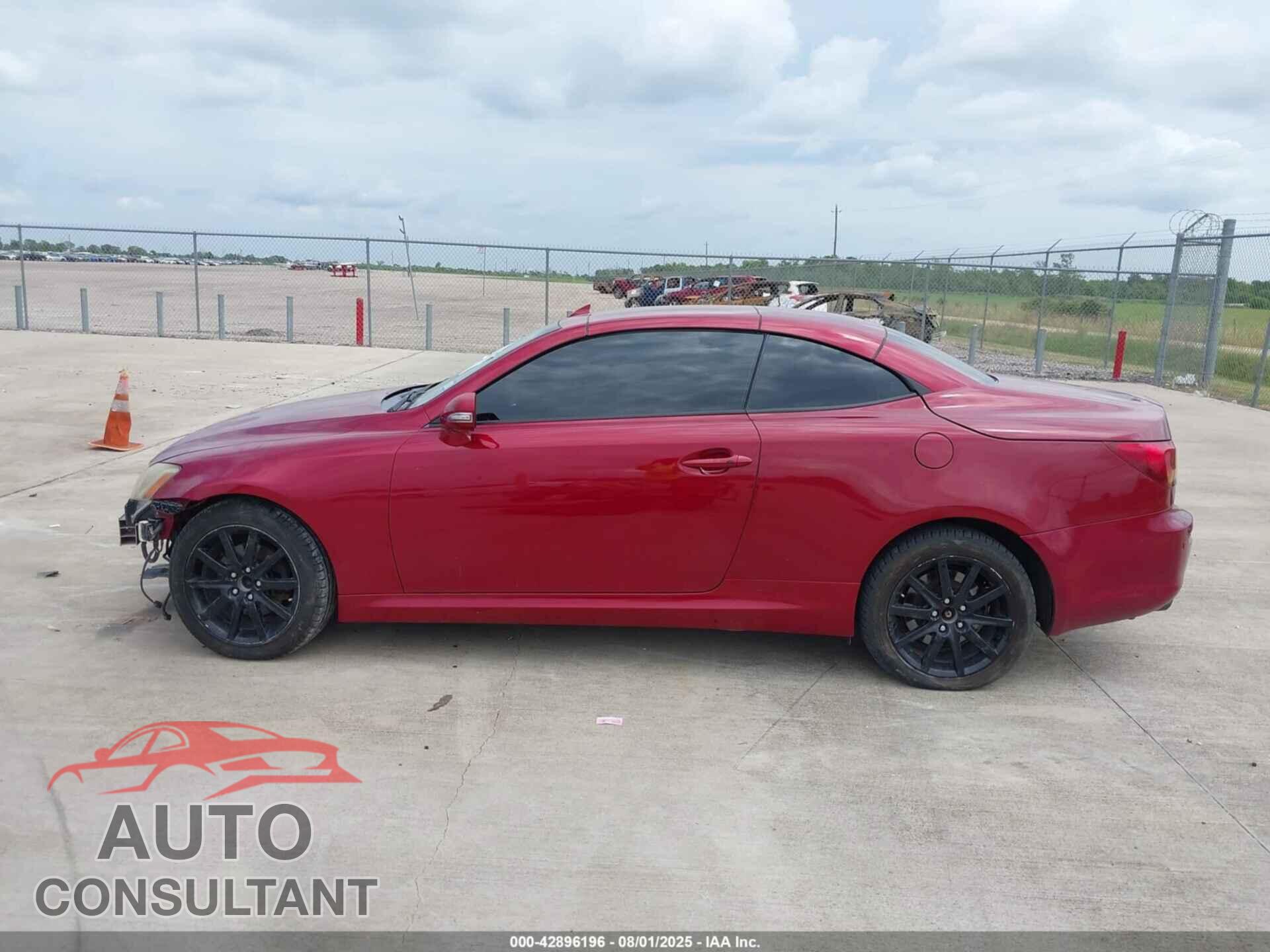 LEXUS IS 250C 2010 - JTHFF2C21A2508709