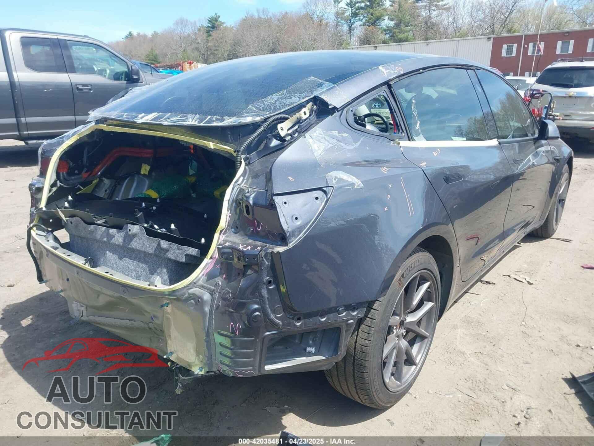 TESLA MODEL 3 2023 - 5YJ3E1EA7PF614660
