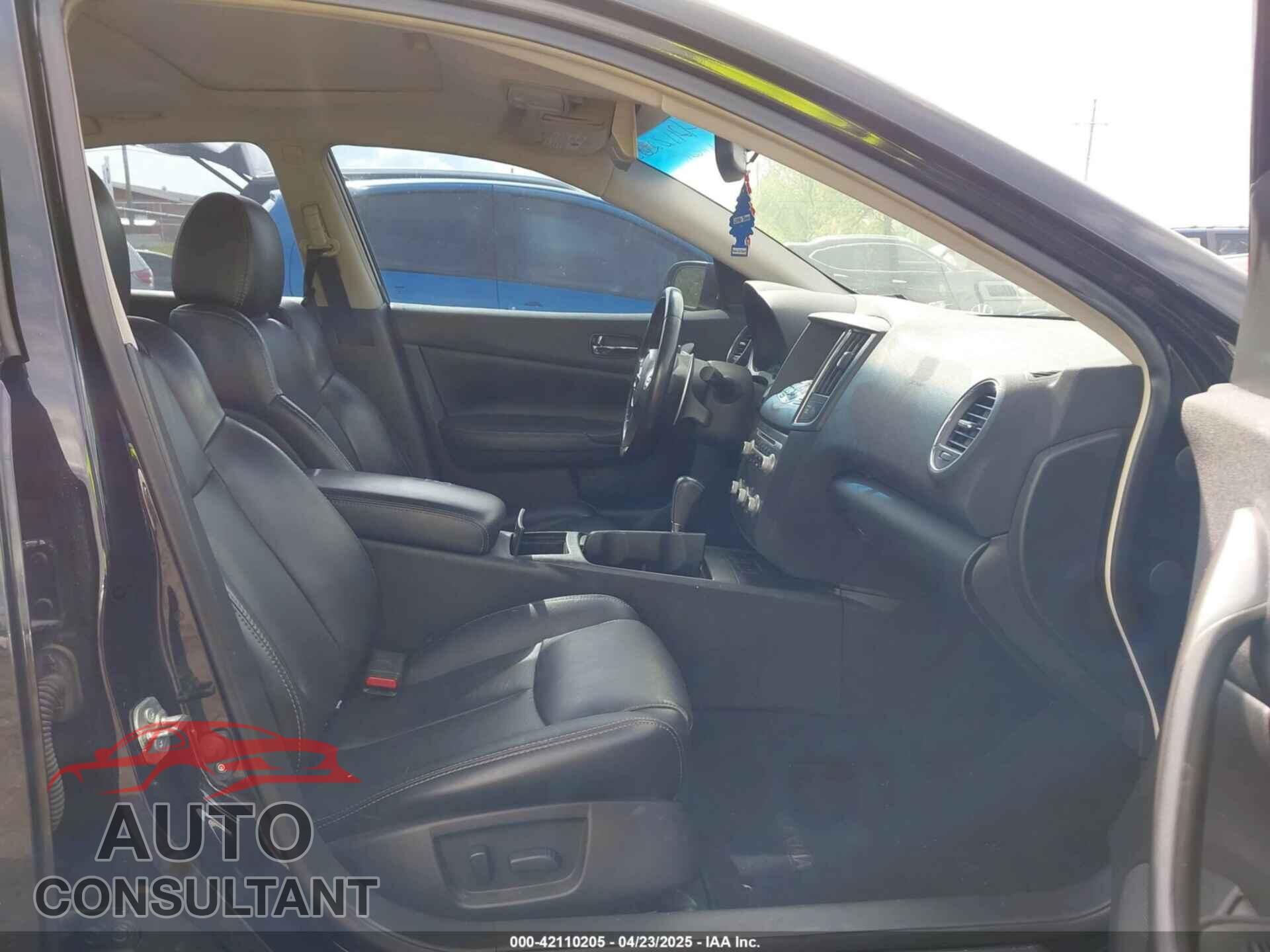 NISSAN MAXIMA 2012 - 1N4AA5AP1CC858600