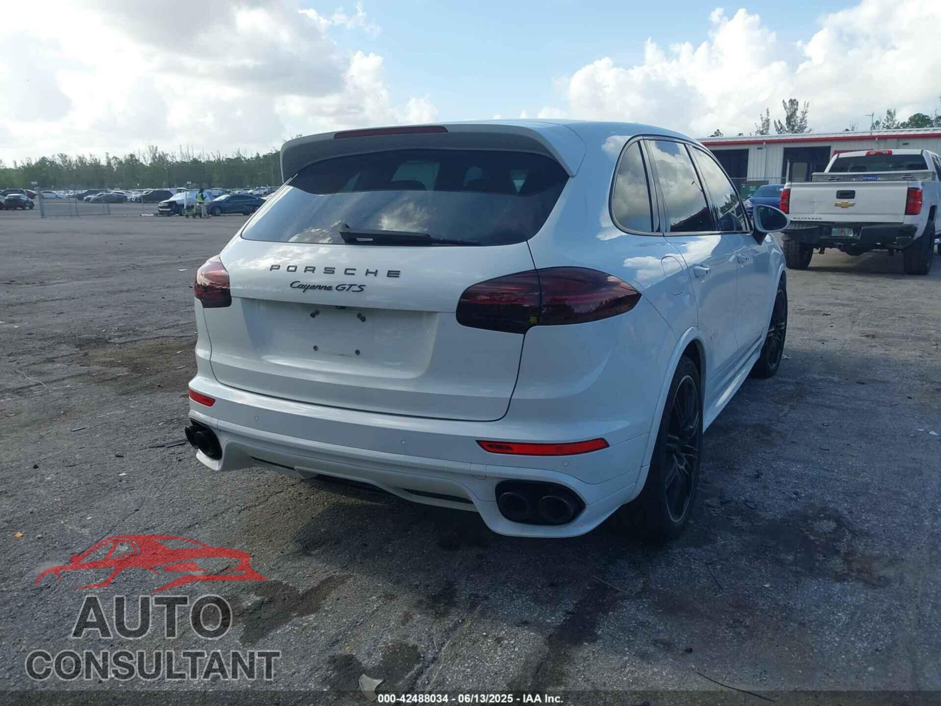 PORSCHE CAYENNE 2016 - WP1AD2A29GLA77638