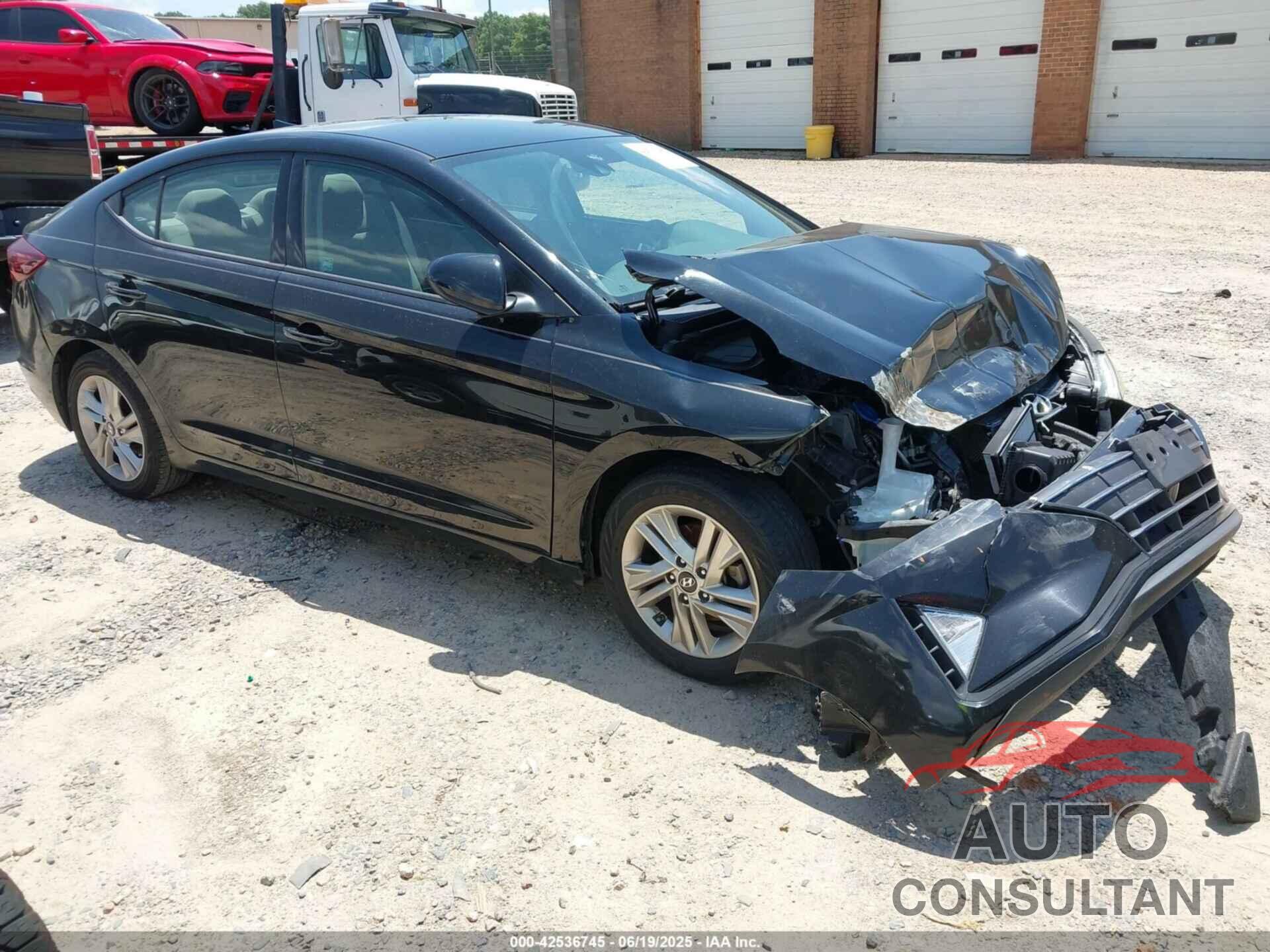 HYUNDAI ELANTRA 2019 - 5NPD84LF7KH467293