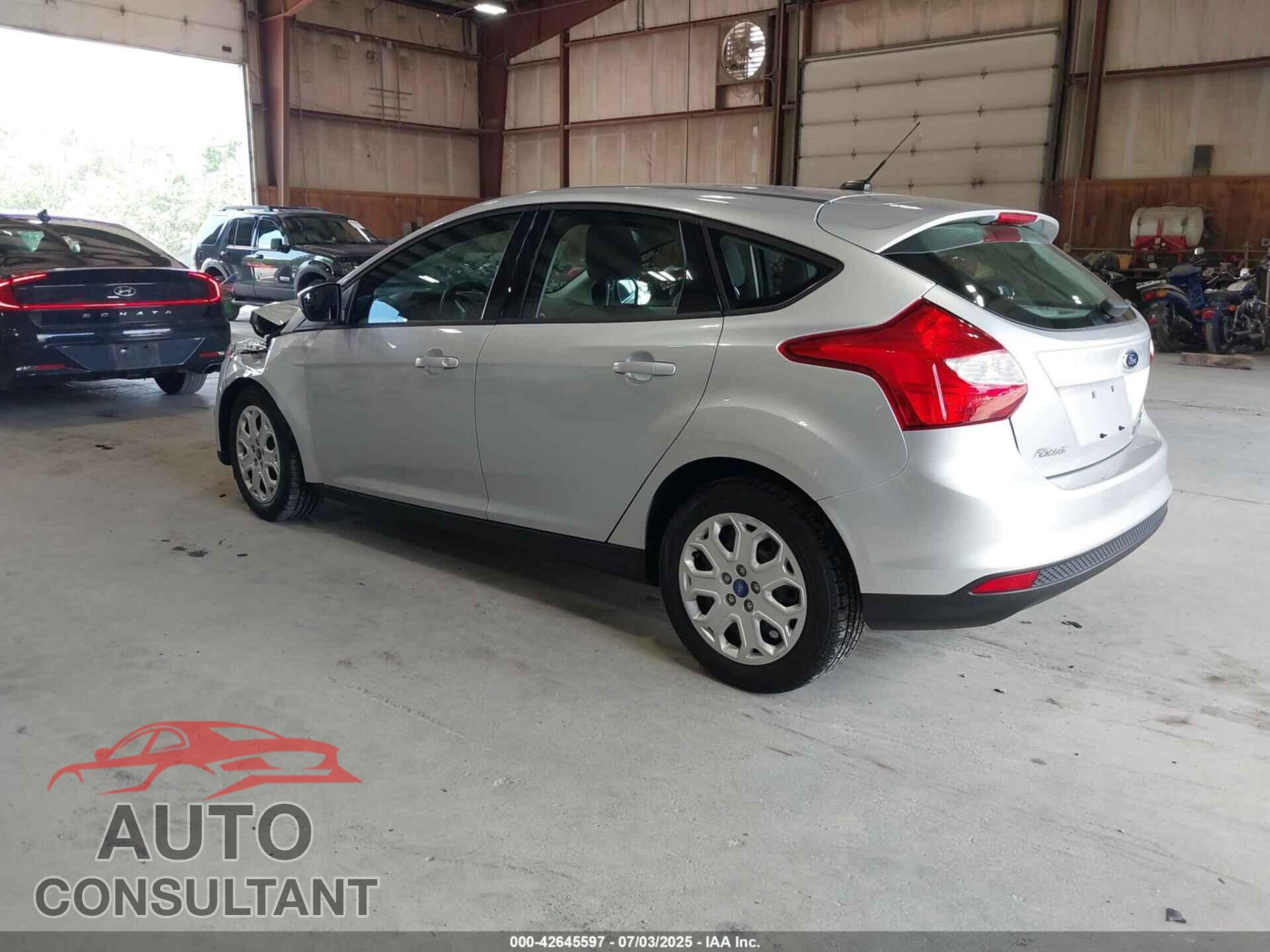 FORD FOCUS 2012 - 1FAHP3K26CL213347