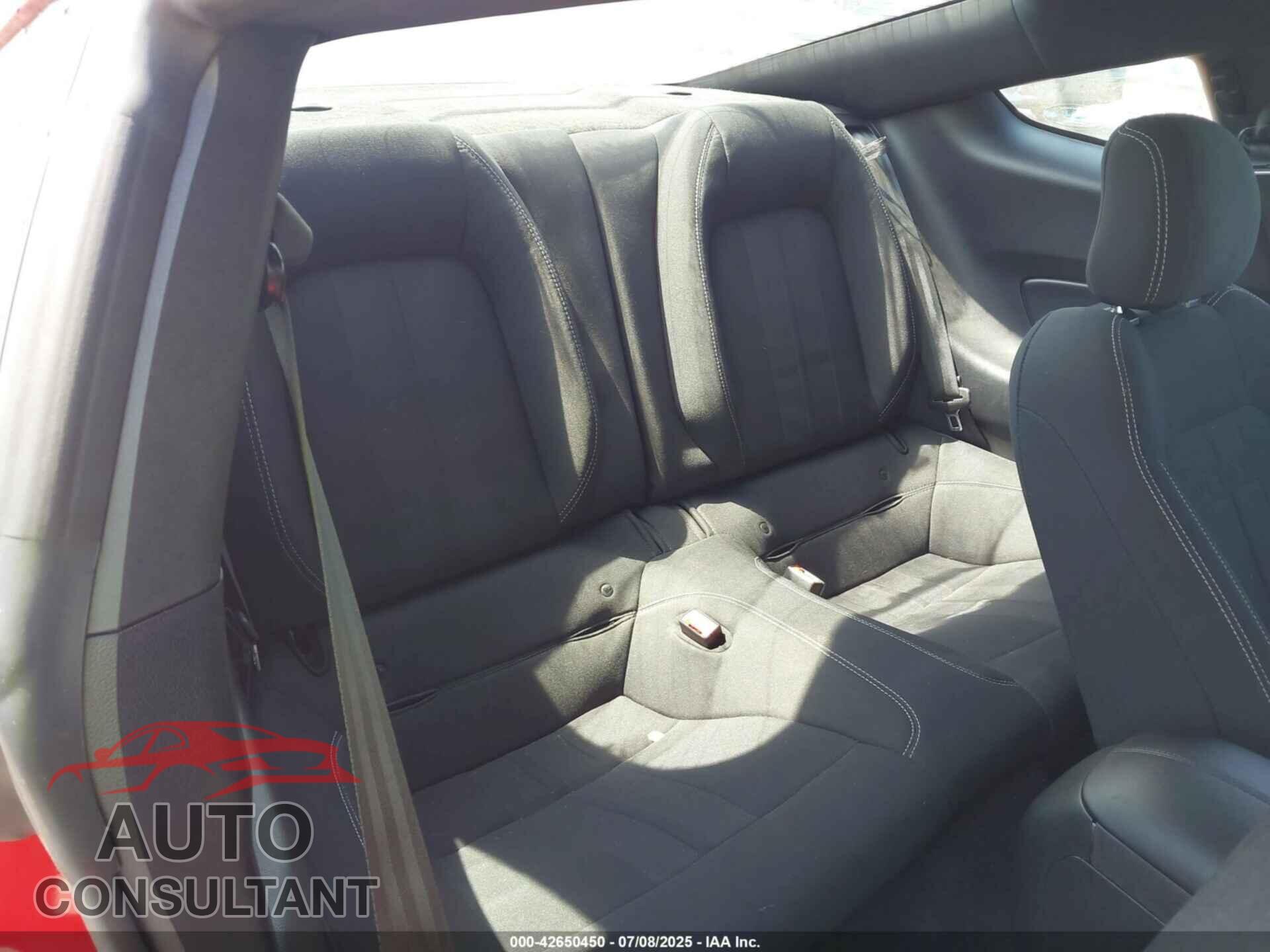 FORD MUSTANG 2020 - 1FA6P8TH4L5157629