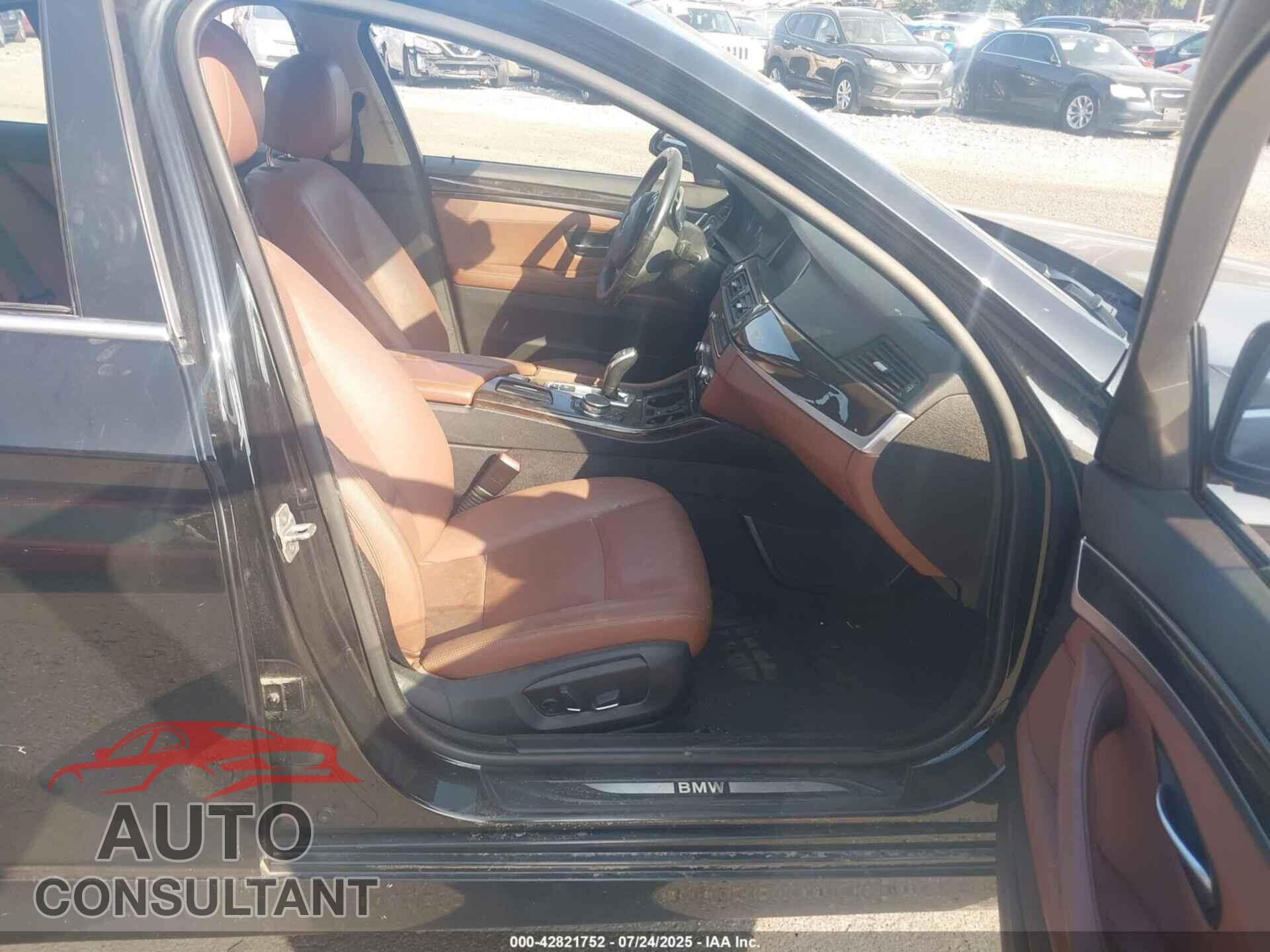 BMW 528I 2016 - WBA5A7C5XGG149095