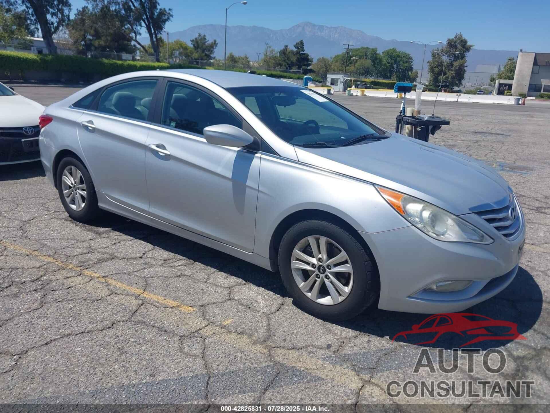 HYUNDAI SONATA 2013 - 5NPEB4AC8DH555142