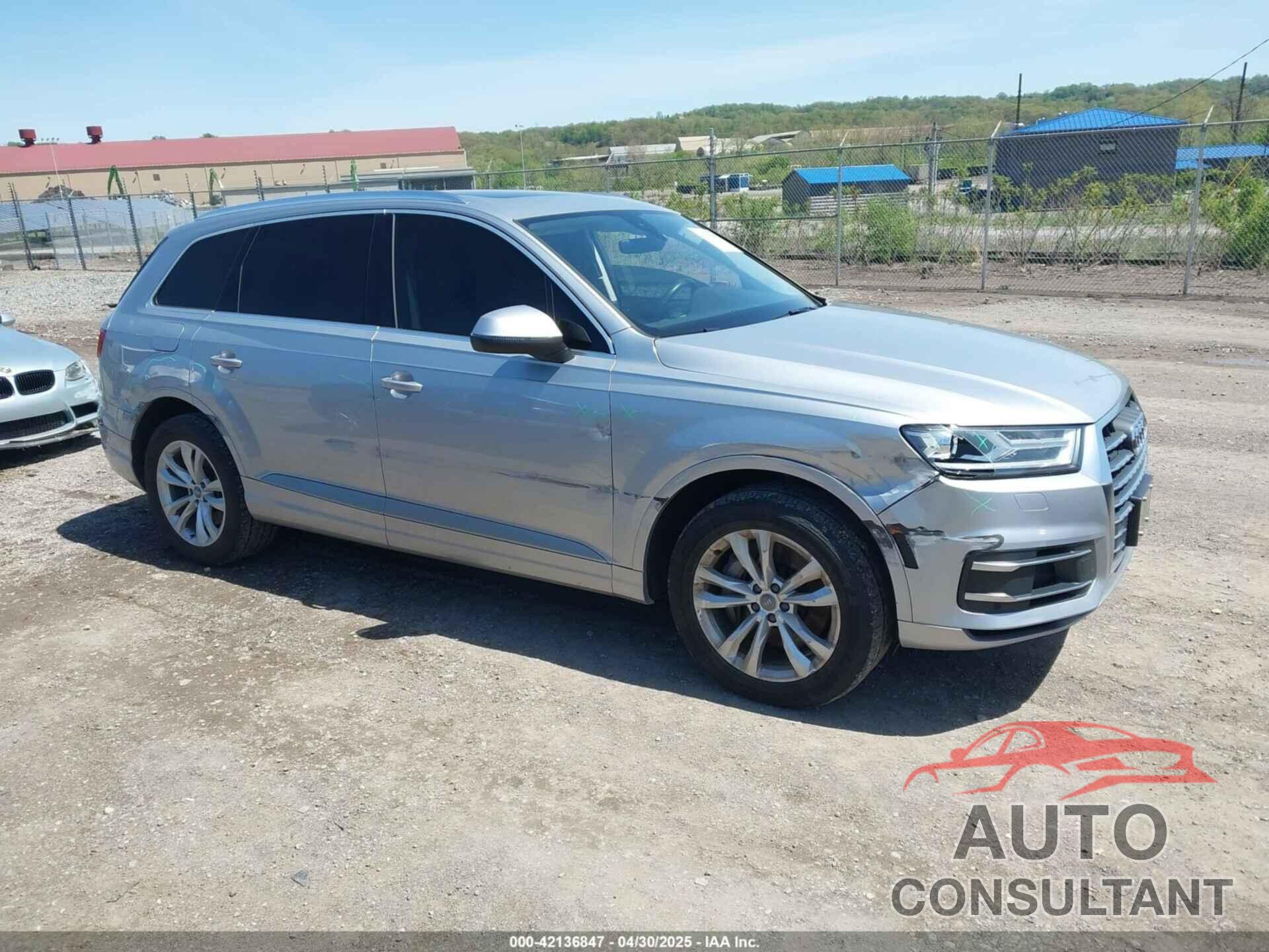 AUDI Q7 2018 - WA1LAAF79JD019641