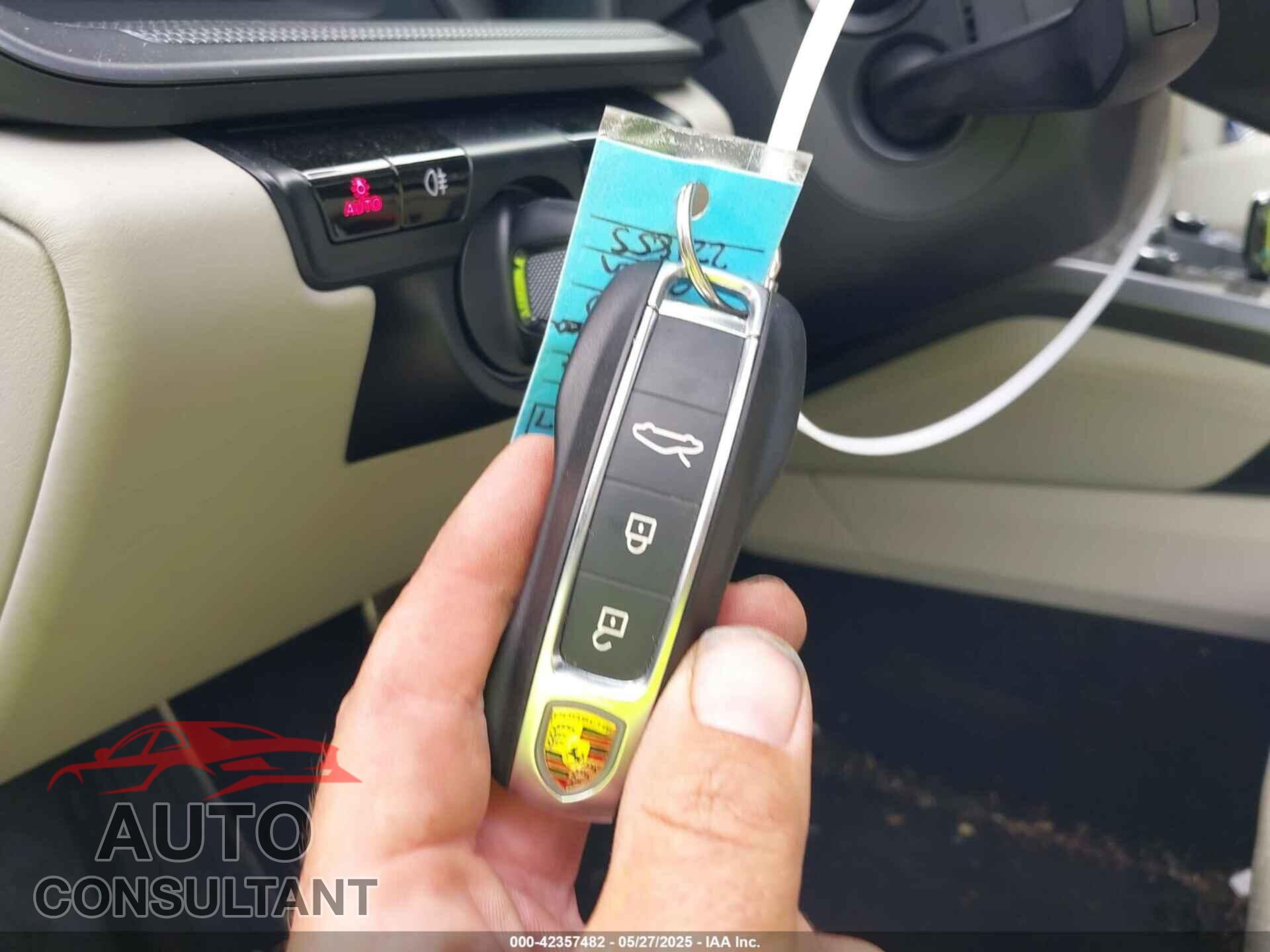 PORSCHE 911 2021 - WP0AB2A97MS221855