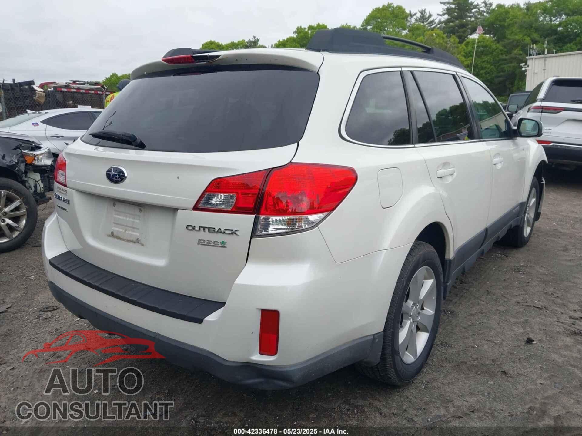 SUBARU OUTBACK 2013 - 4S4BRBCC6D3207329