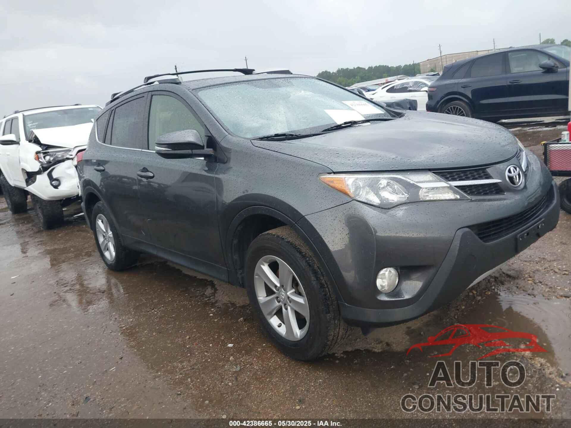 TOYOTA RAV4 2013 - JTMRFREV6DD039995