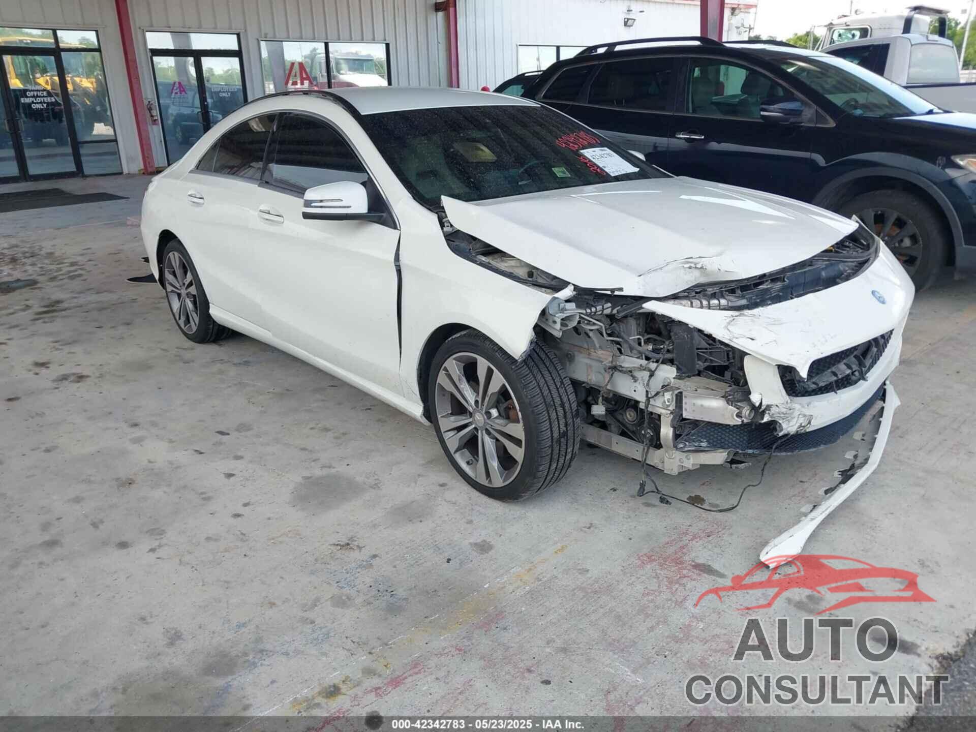 MERCEDES-BENZ CLA 250 2016 - WDDSJ4EB4GN330900