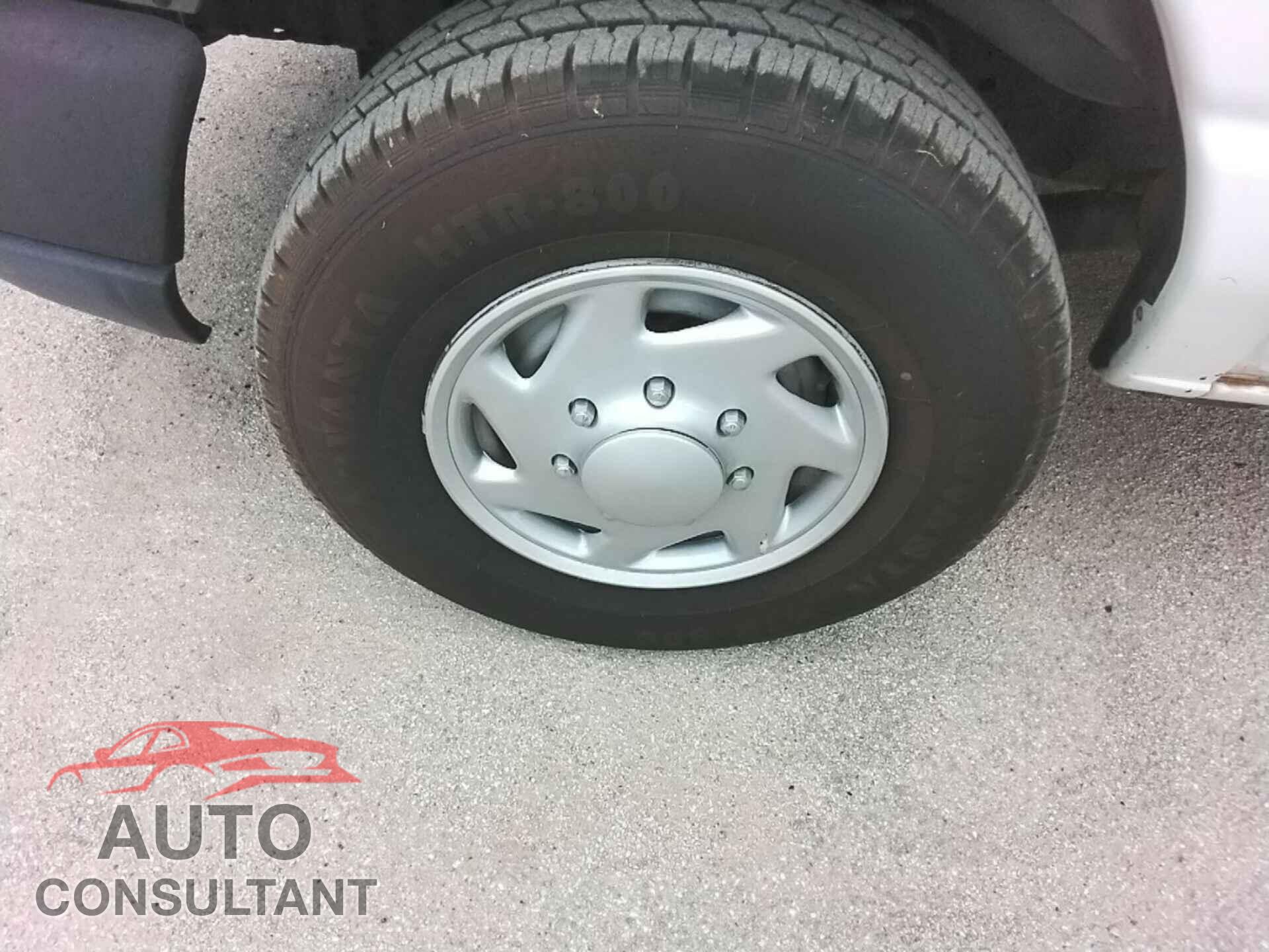 FORD ECONOLINE 2011 - 1FTNE2EL1BDA70981
