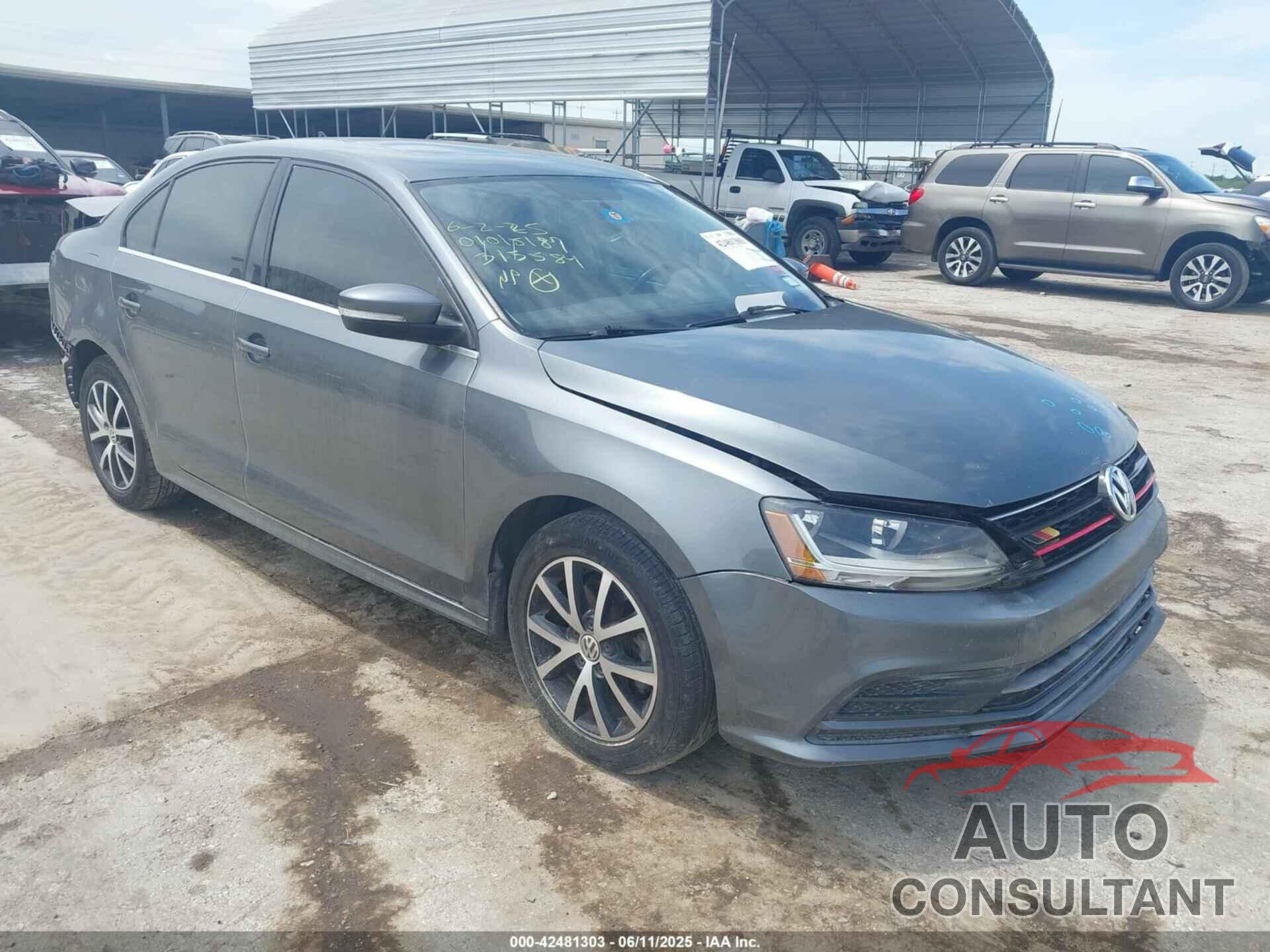 VOLKSWAGEN JETTA 2017 - 3VWDB7AJ1HM315584