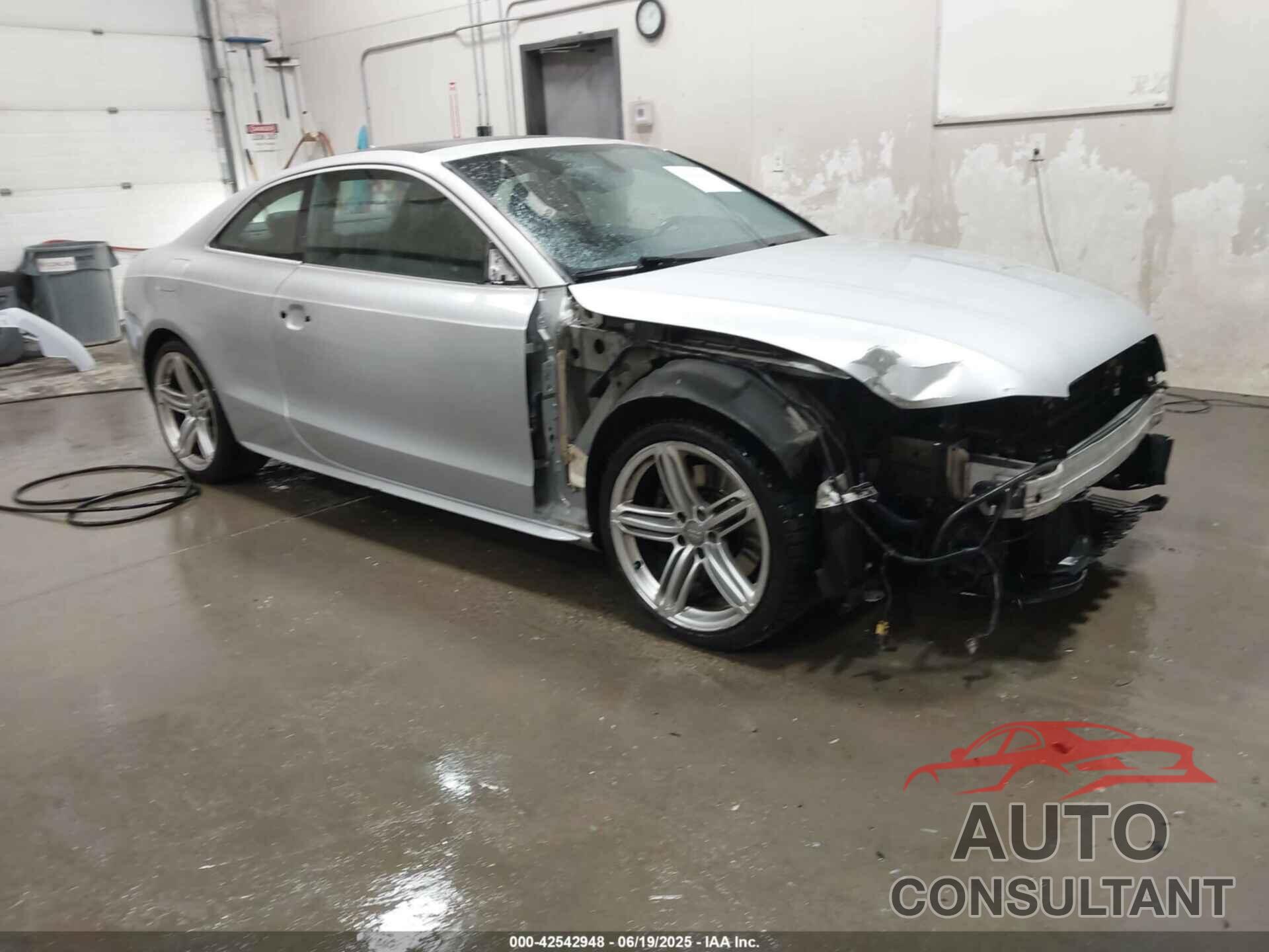 AUDI S5 2012 - WAUCVAFR3CA002833
