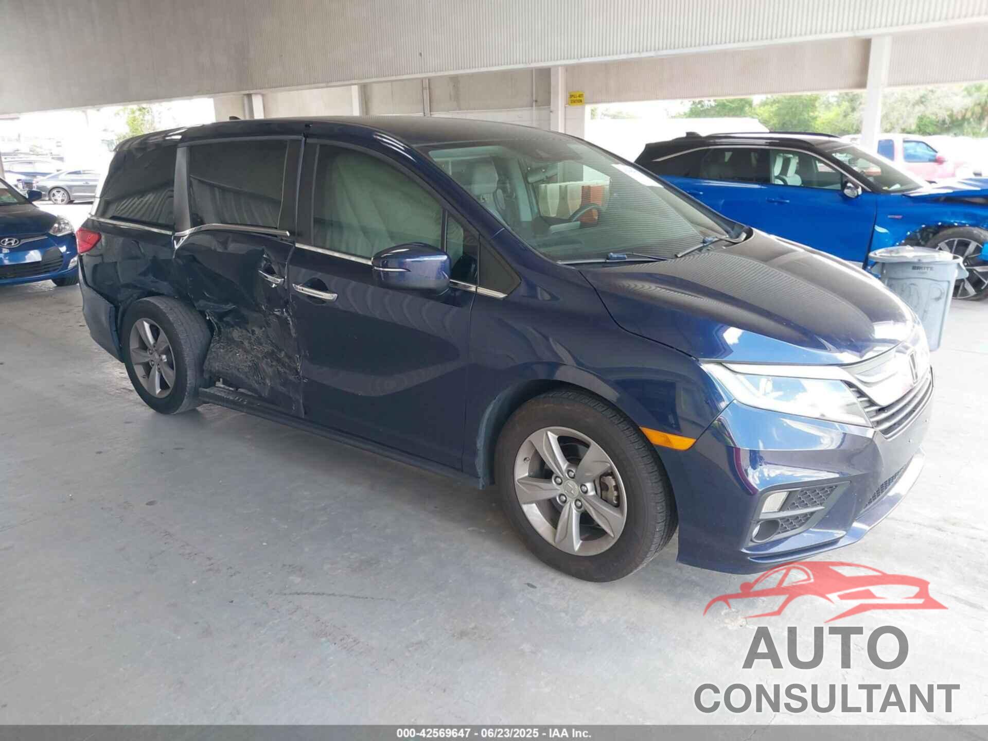 HONDA ODYSSEY 2018 - 5FNRL6H56JB070610