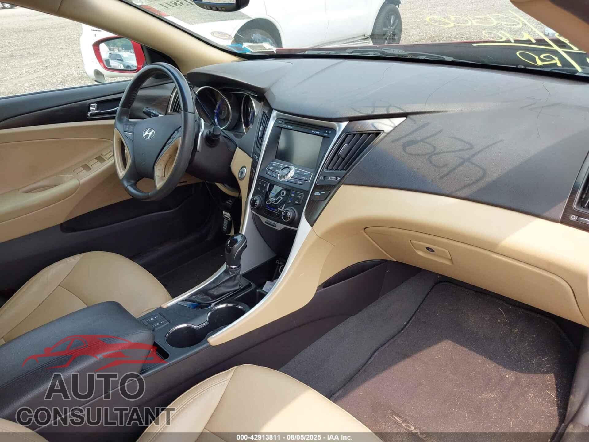 HYUNDAI SONATA 2011 - 5NPEC4AB5BH306878