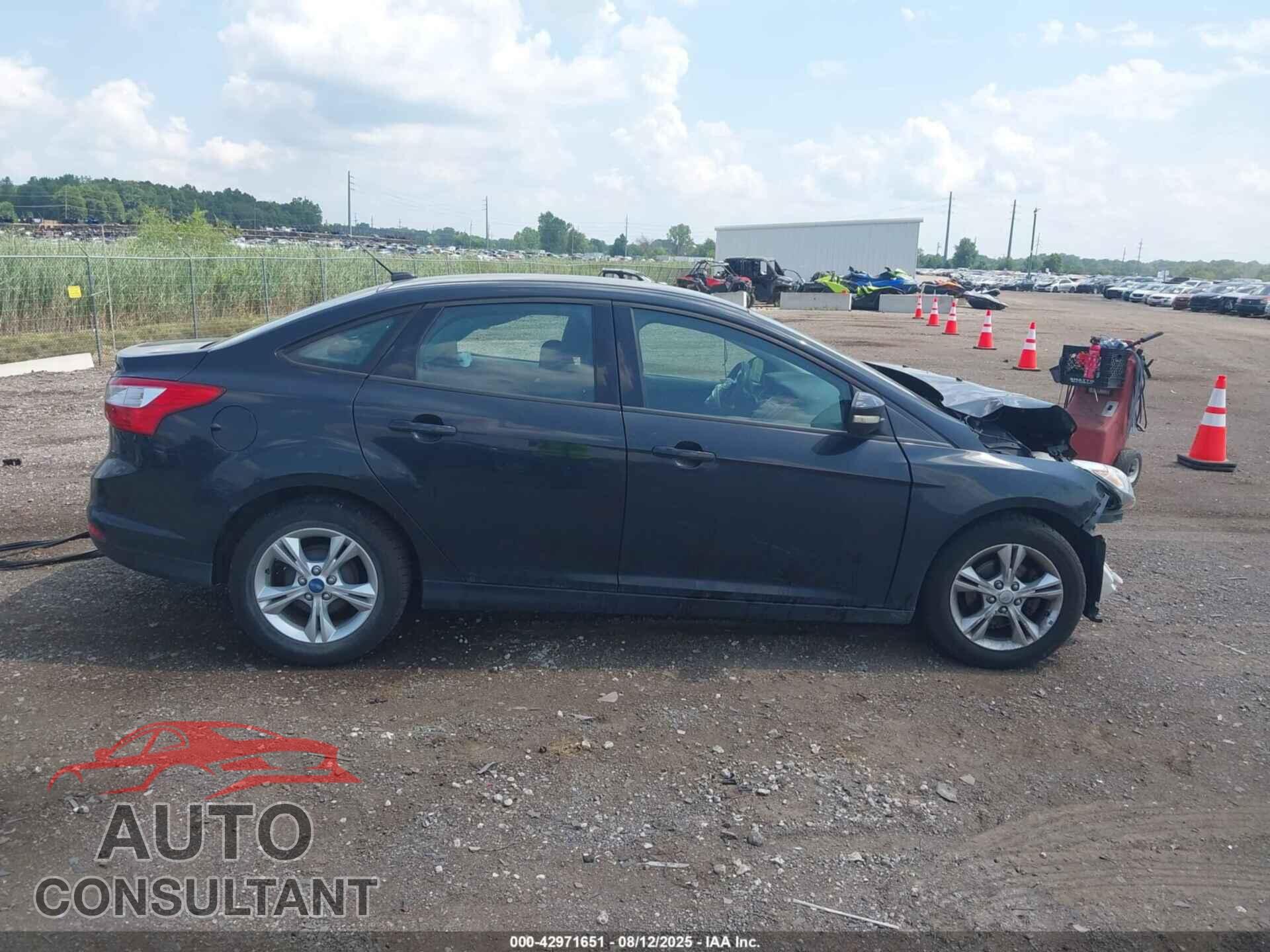 FORD FOCUS 2013 - 1FADP3F22DL219687