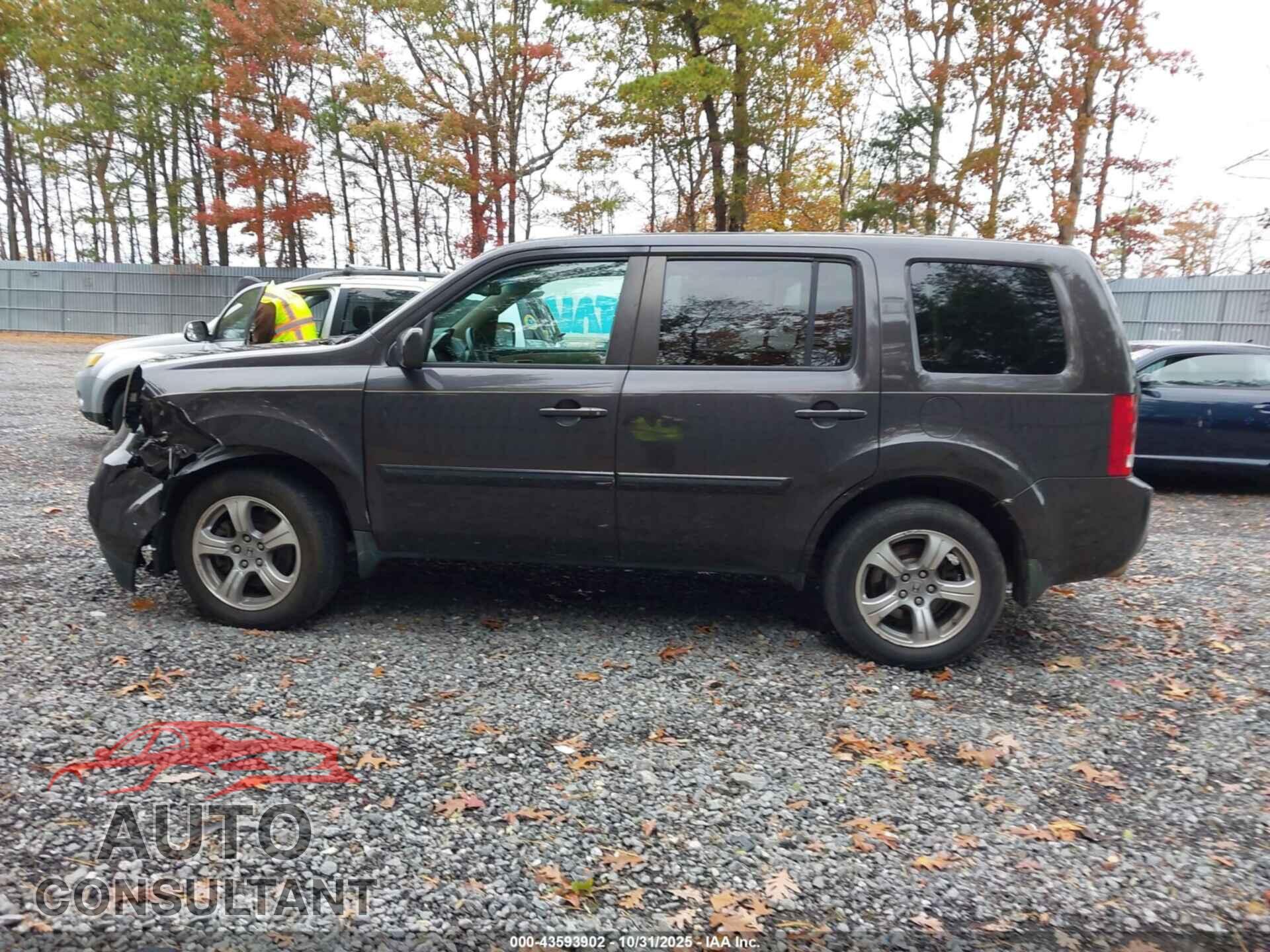 HONDA PILOT 2012 - 5FNYF4H70CB070680