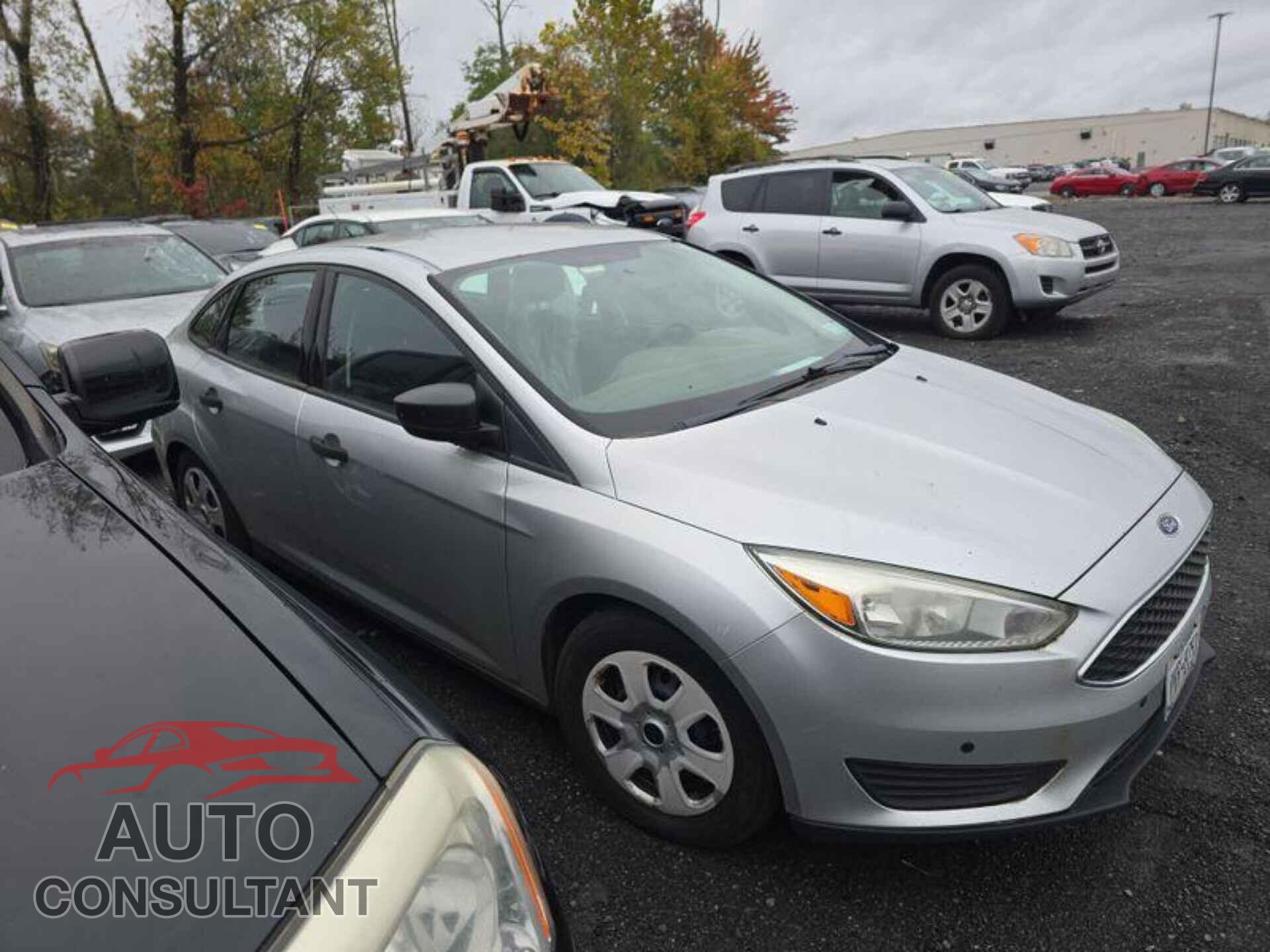 FORD FOCUS 2016 - 1FADP3E25GL298455