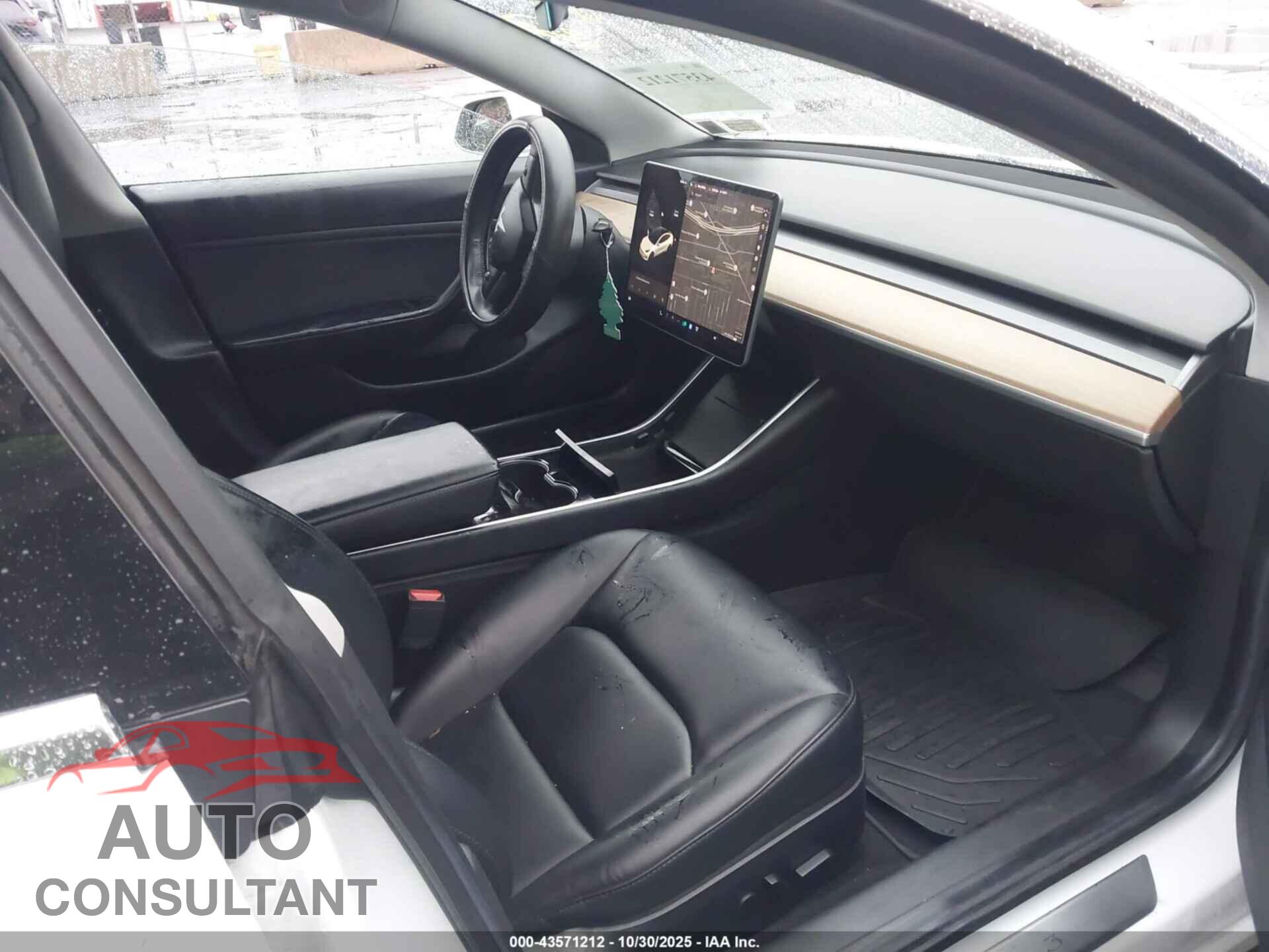 TESLA MODEL 3 2019 - 5YJ3E1EB0KF493830