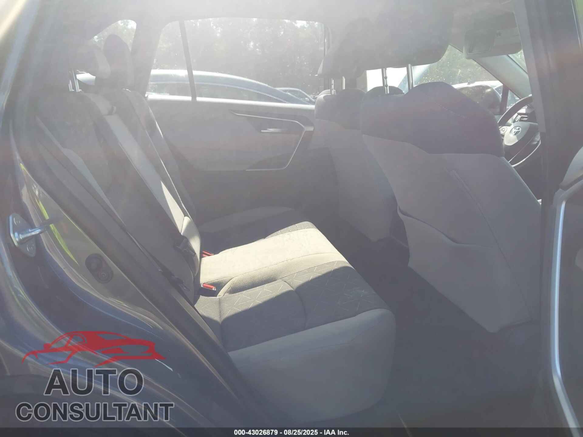 TOYOTA RAV4 2020 - JTMP1RFV2LD059146