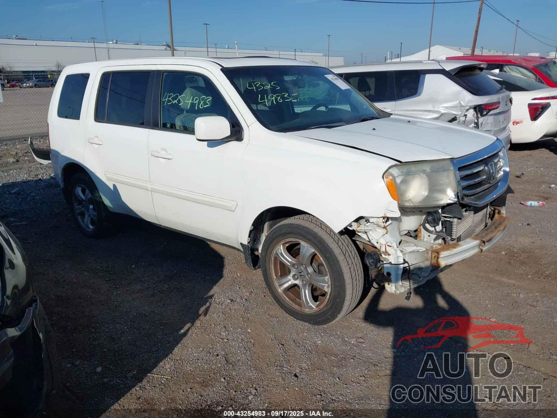 HONDA PILOT 2012 - 5FNYF4H64CB060015