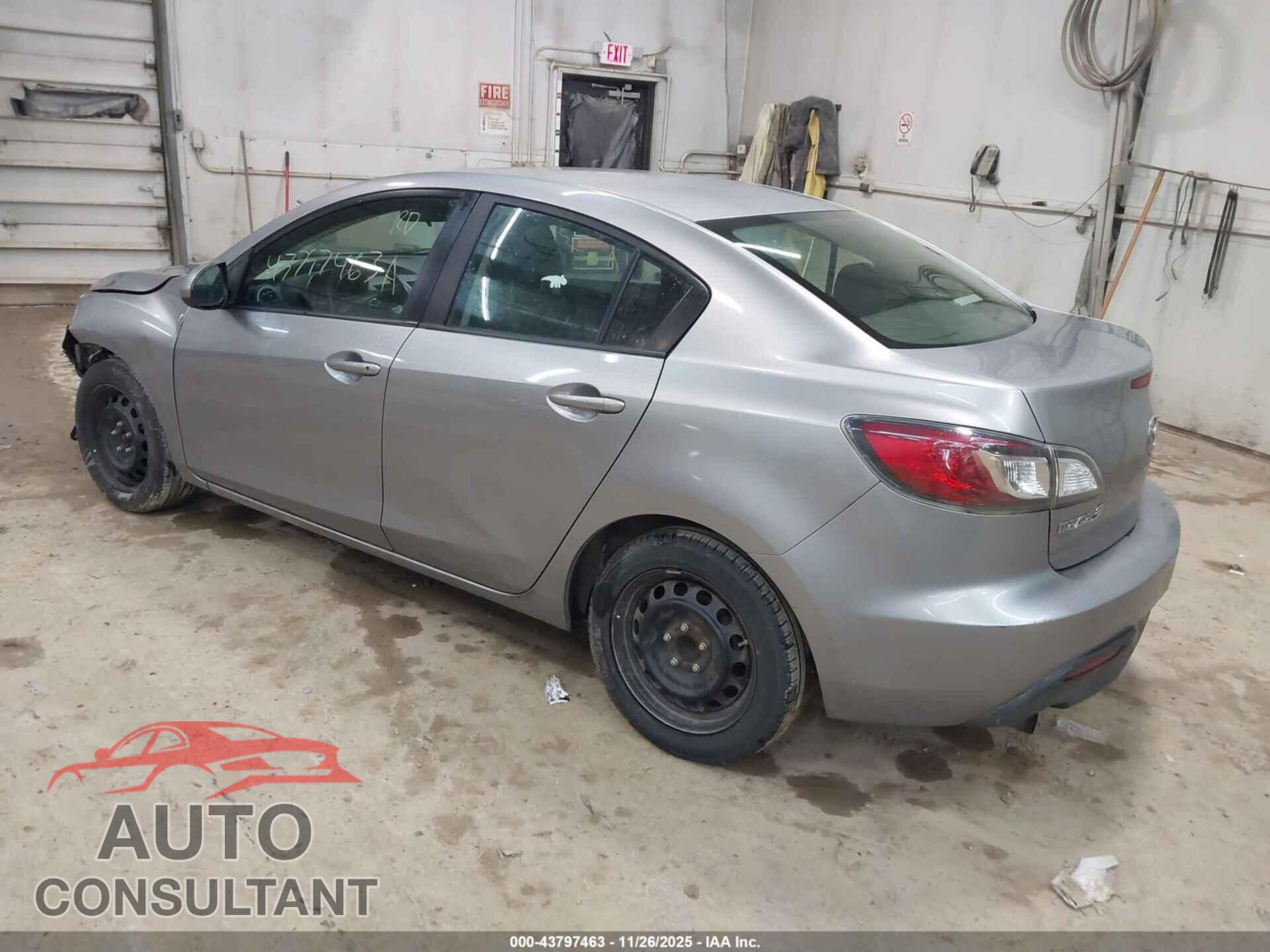 MAZDA MAZDA3 2011 - JM1BL1UG8B1397564