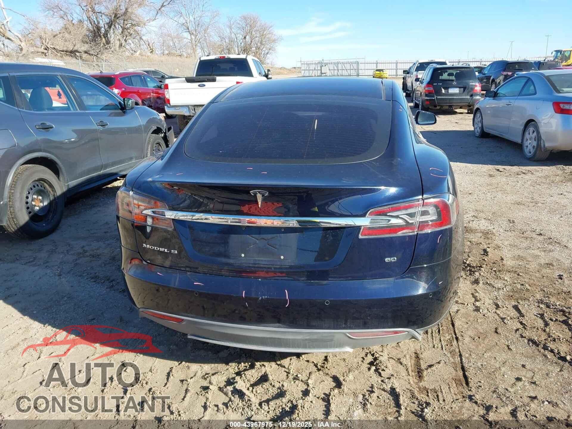 TESLA MODEL S 2014 - 5YJSA1S15EFP50522