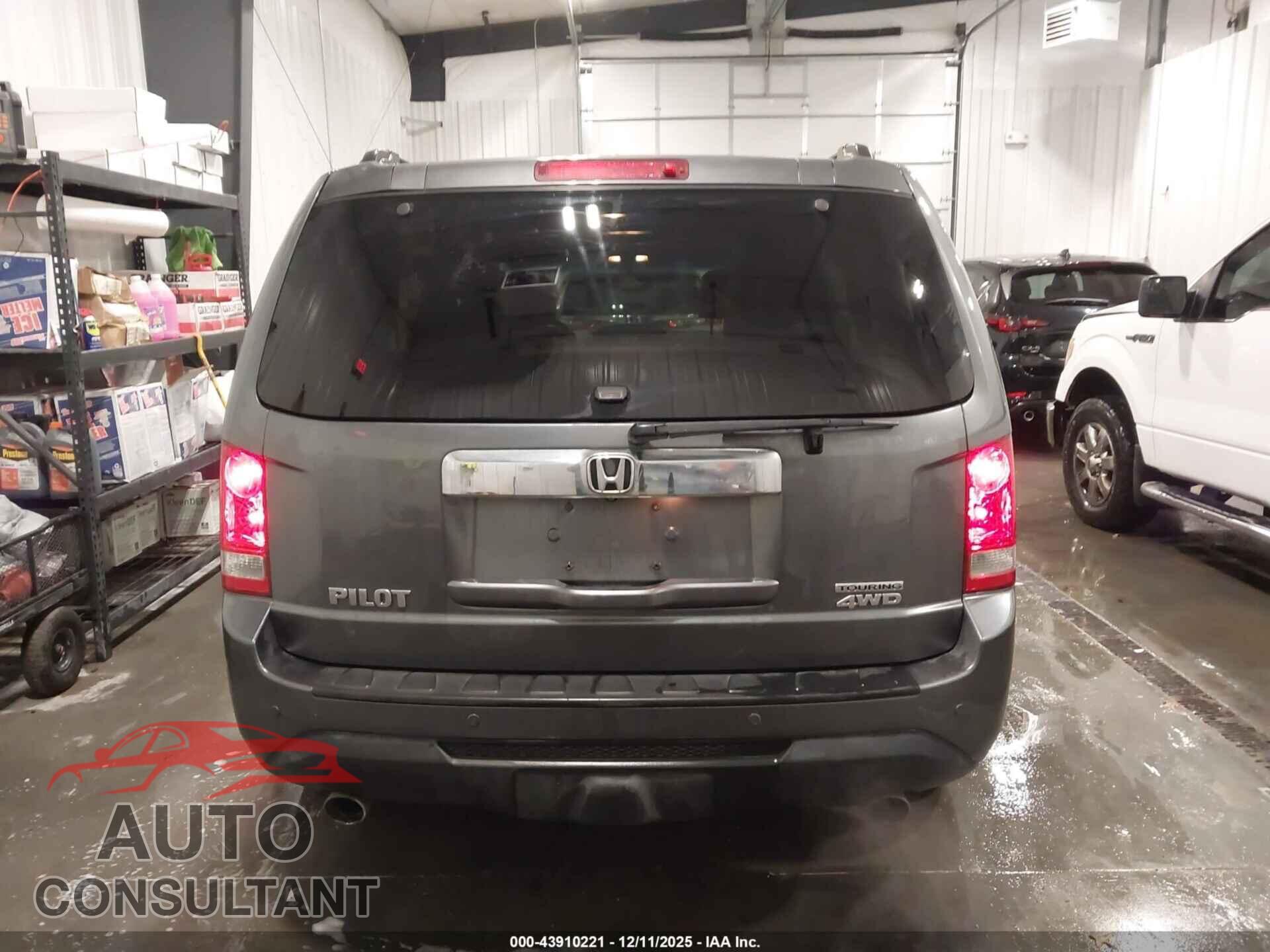 HONDA PILOT 2013 - 5FNYF4H98DB032889