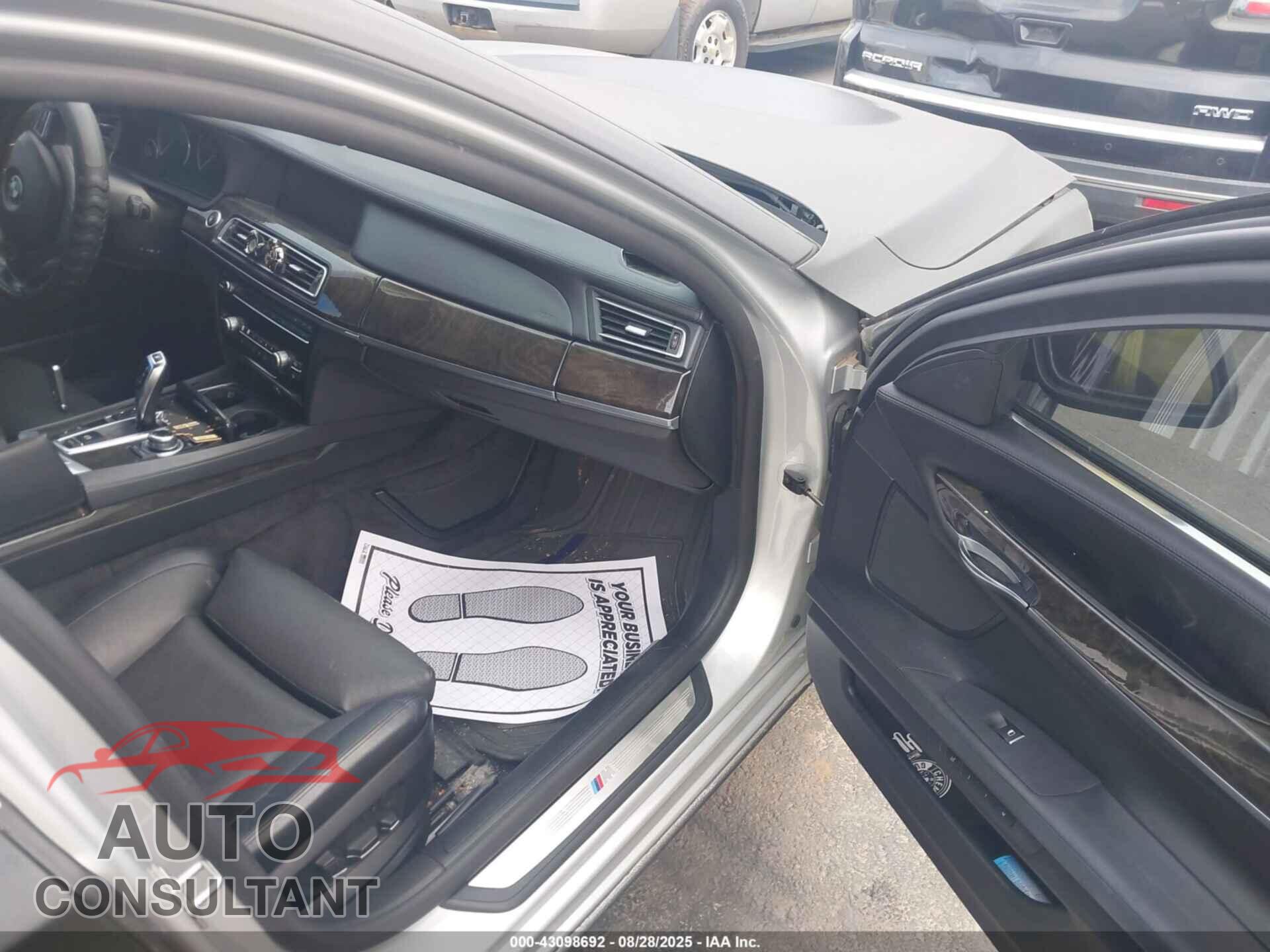 BMW 750LI 2011 - WBAKB8C57BC852272