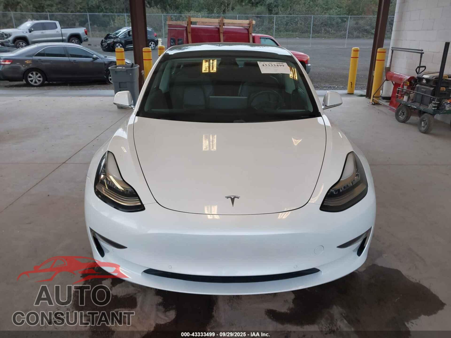 TESLA MODEL 3 2019 - 5YJ3E1EA3KF484191