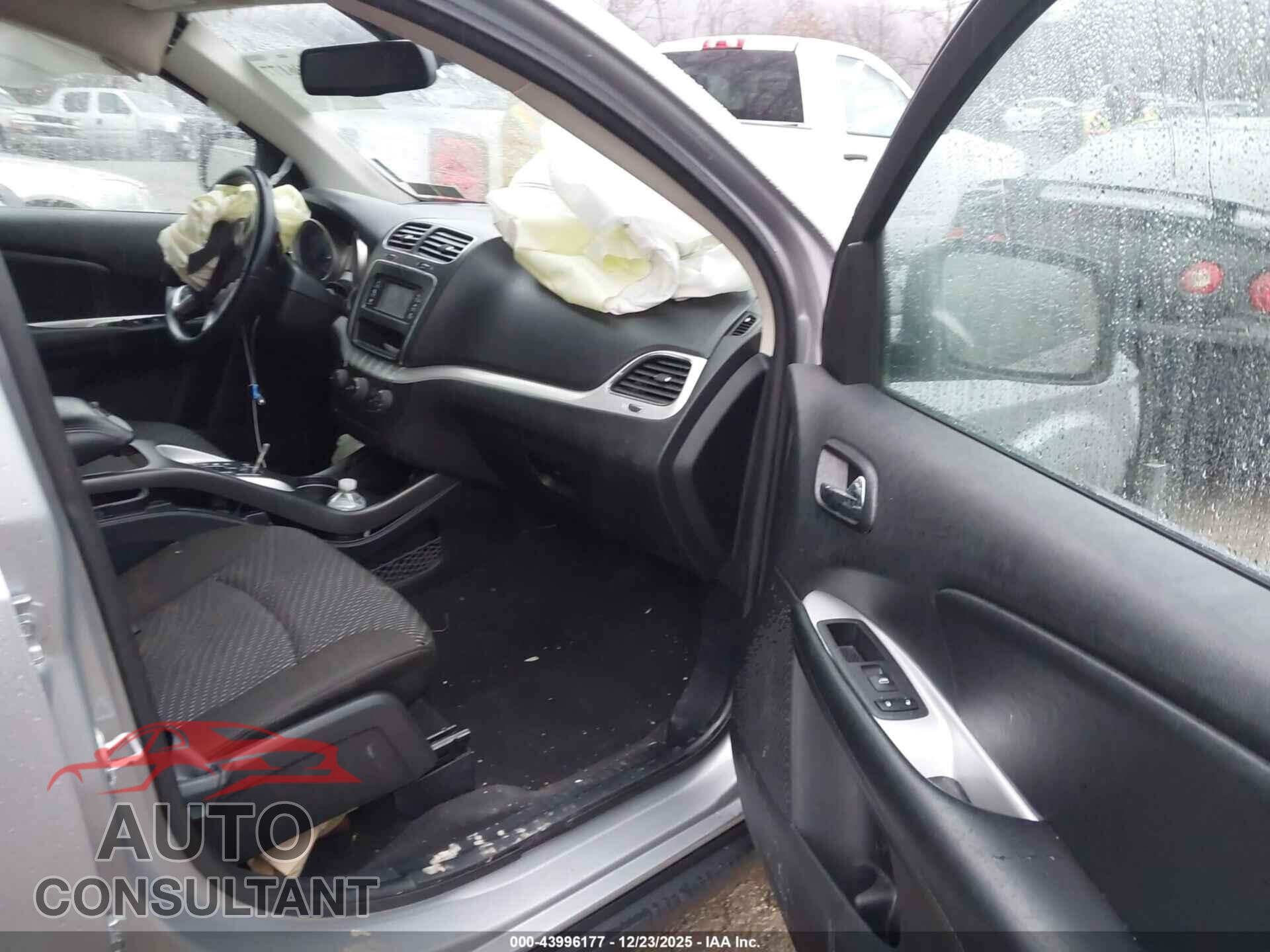 DODGE JOURNEY 2020 - 3C4PDCAB3LT276152