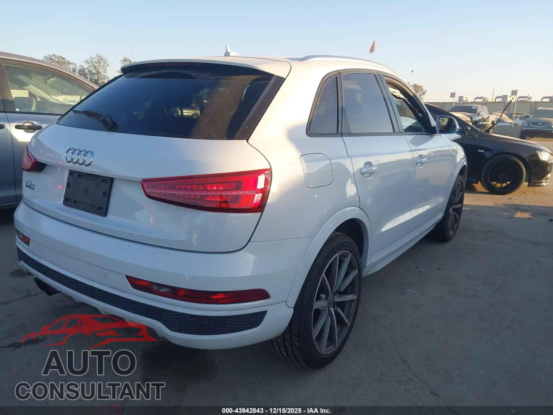 AUDI Q3 2018 - WA1BCCFS9JR020037