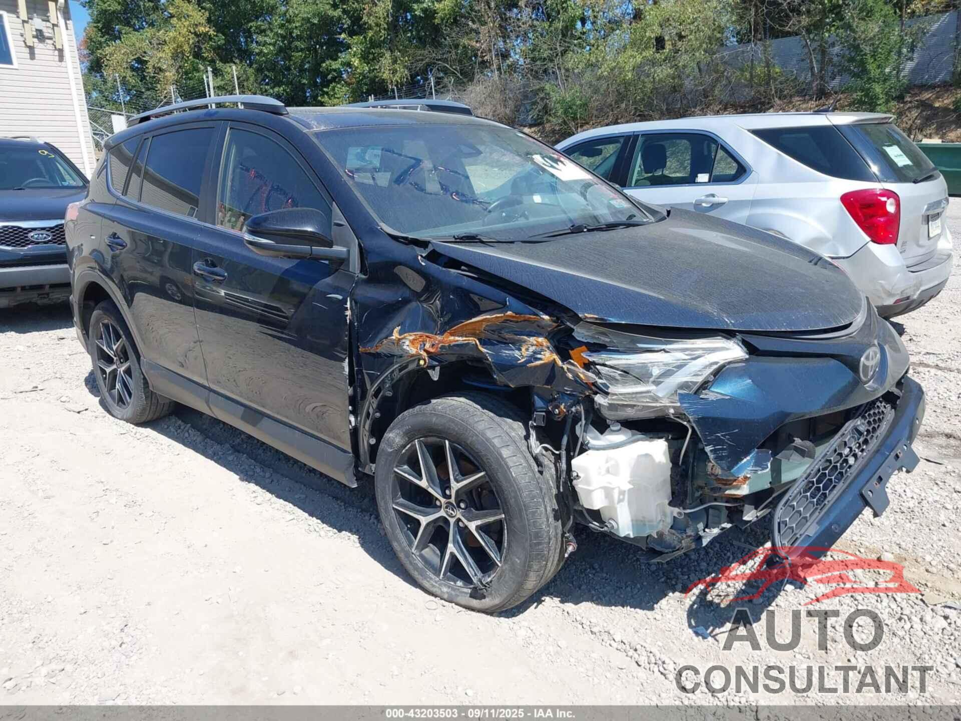 TOYOTA RAV4 2017 - JTMJFREV1HJ707433