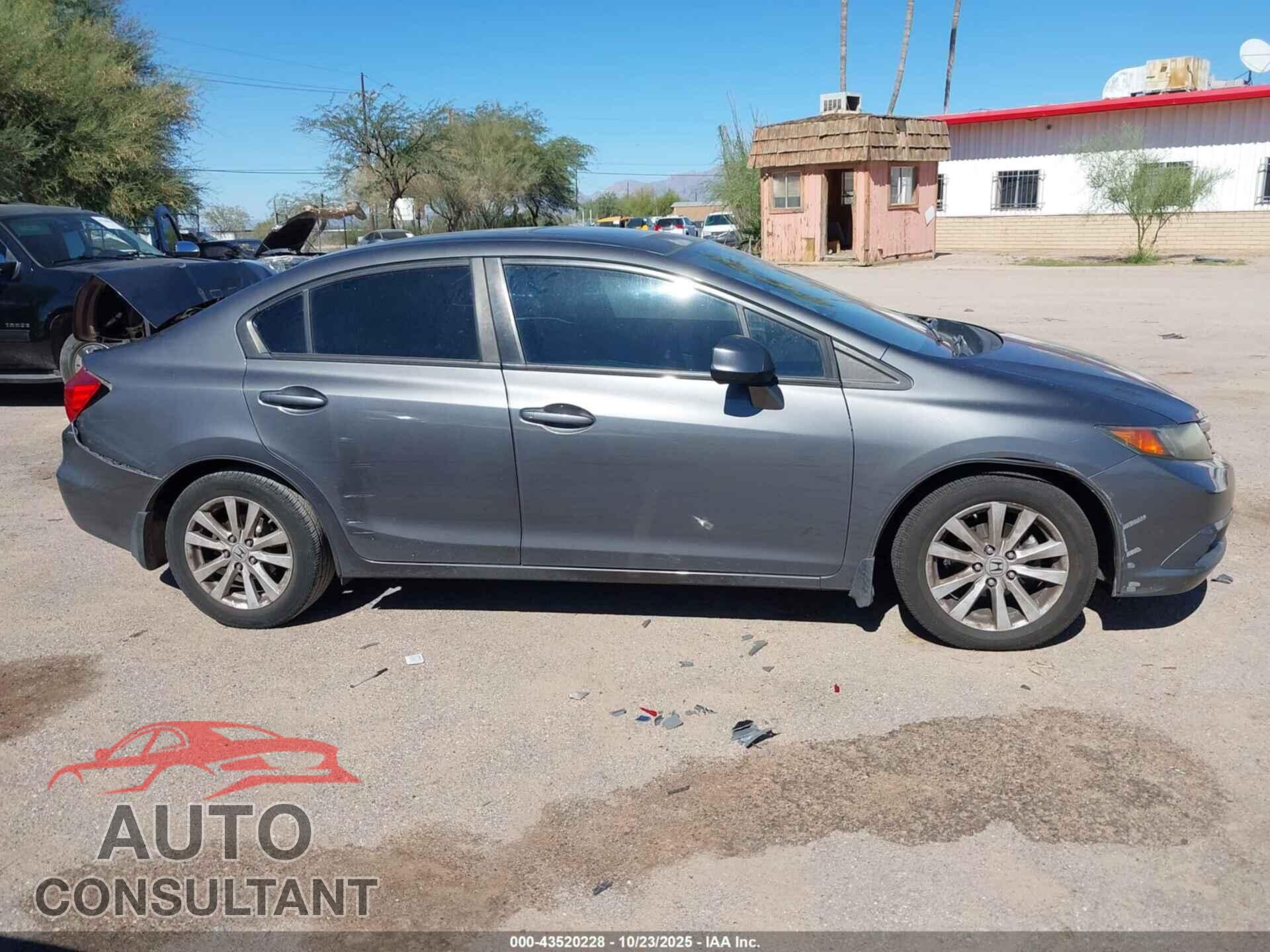 HONDA CIVIC 2012 - 2HGFB2F89CH573672