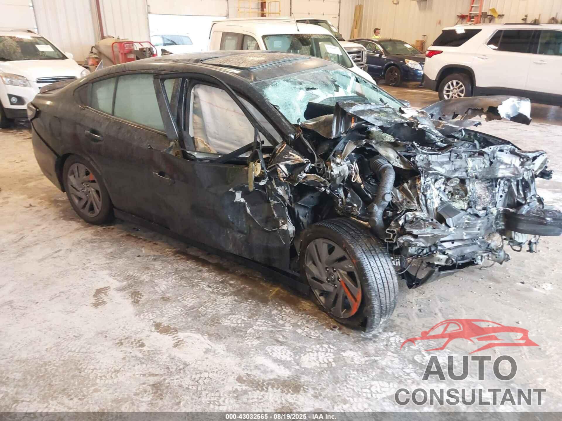 SUBARU LEGACY 2024 - 4S3BWGG60R3015555