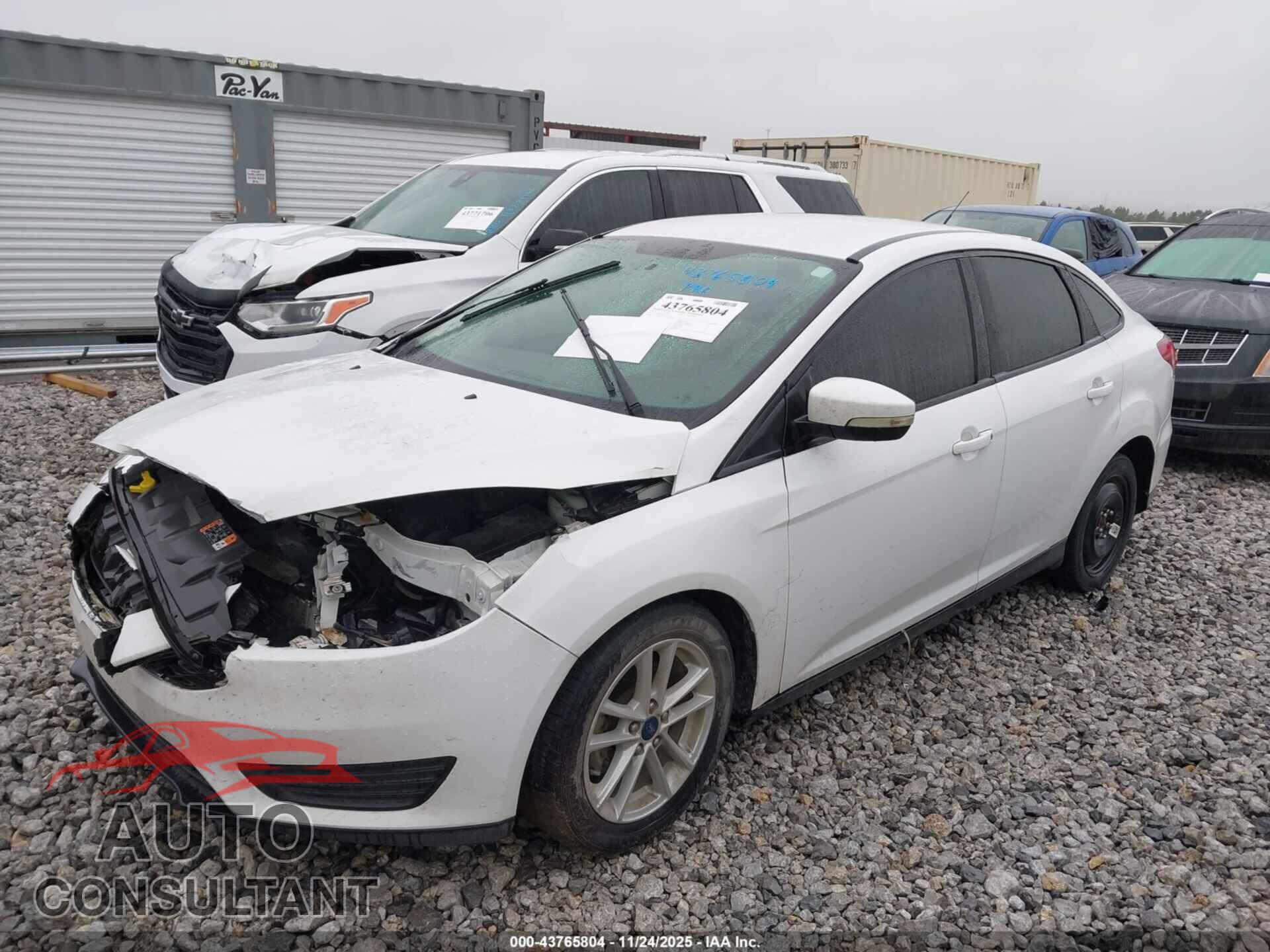 FORD FOCUS 2017 - 1FADP3F20HL337517