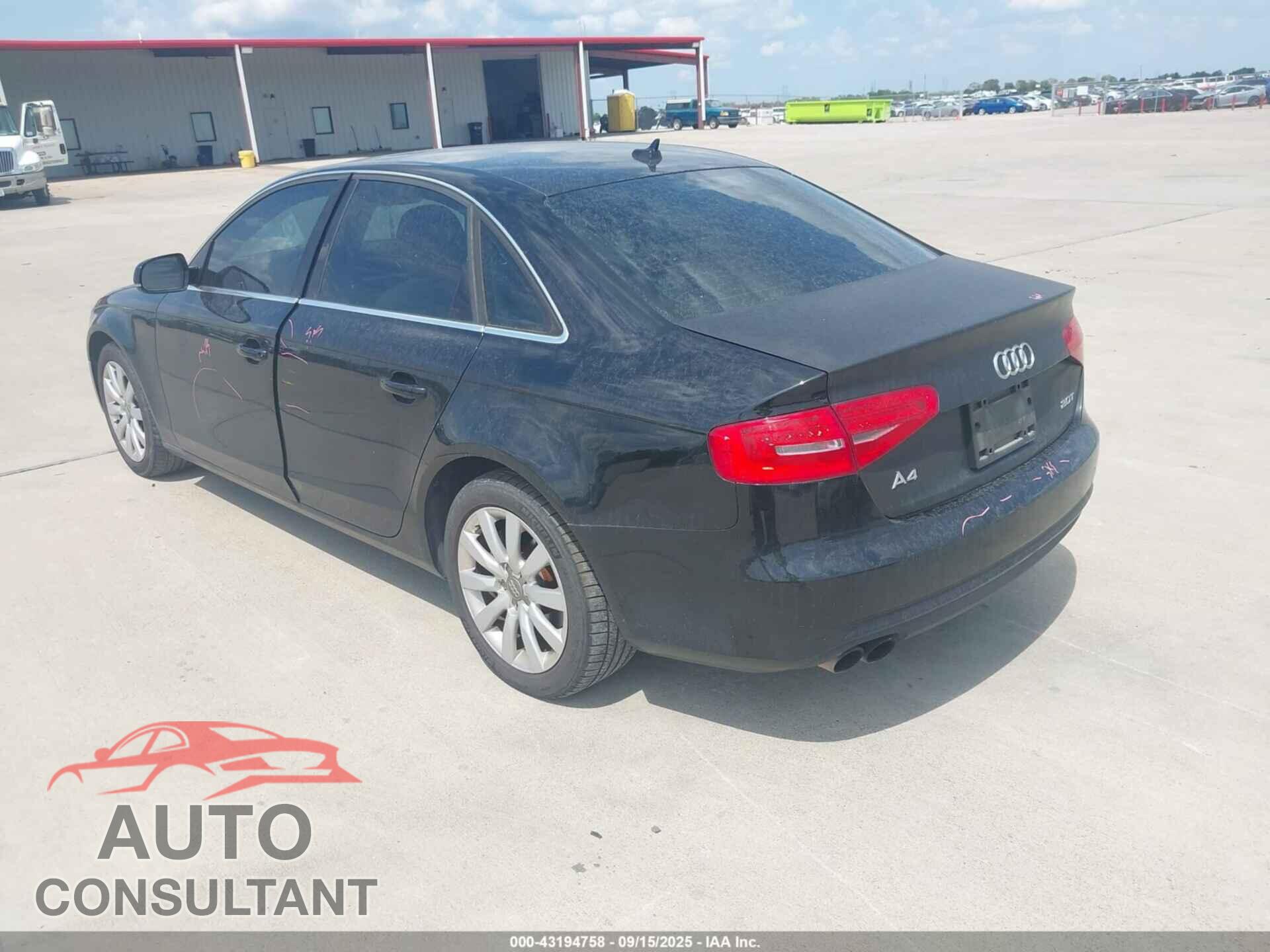 AUDI A4 2013 - WAUBFAFL7DN032951
