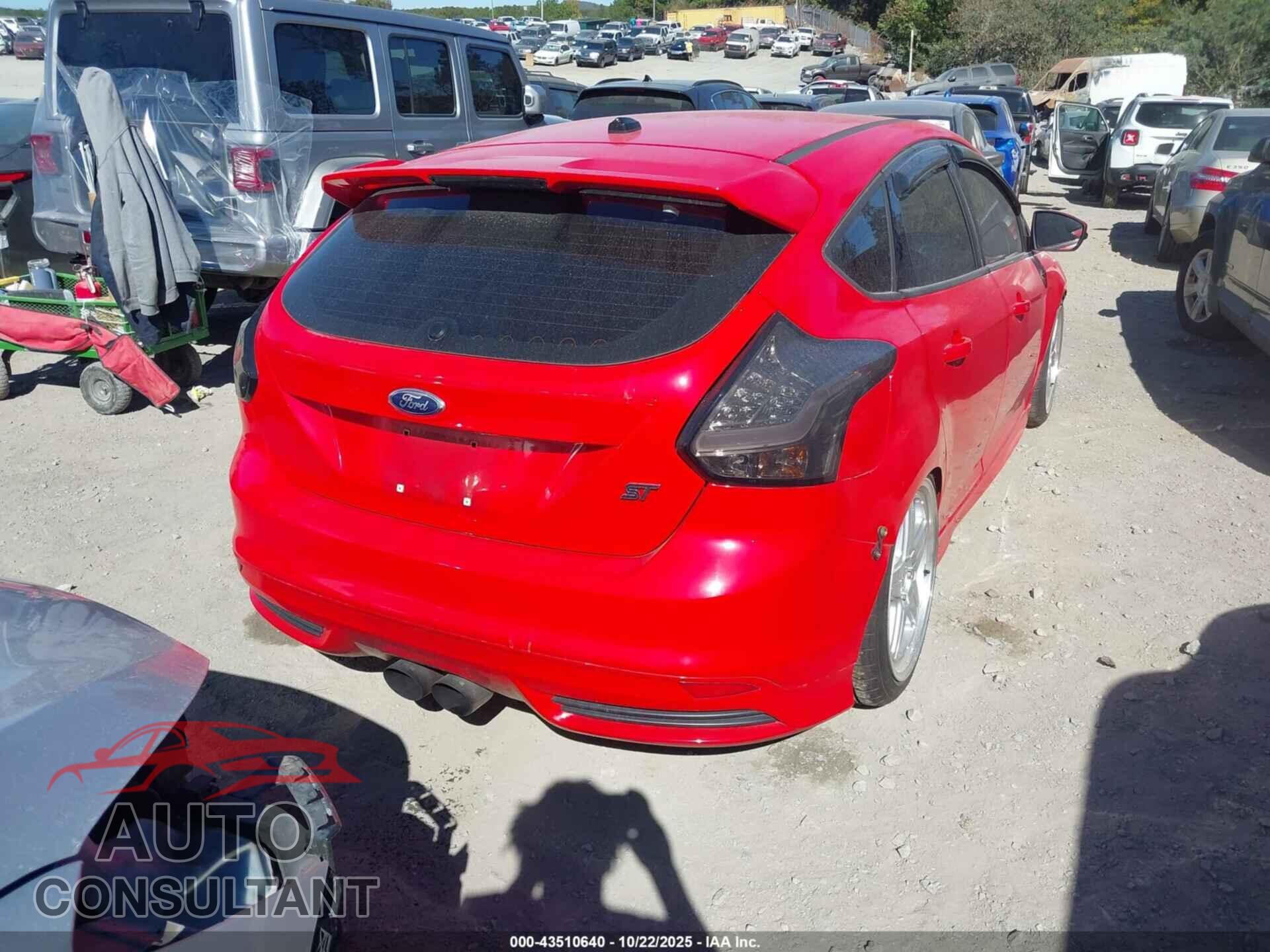 FORD FOCUS ST 2014 - 1FADP3L93EL126440