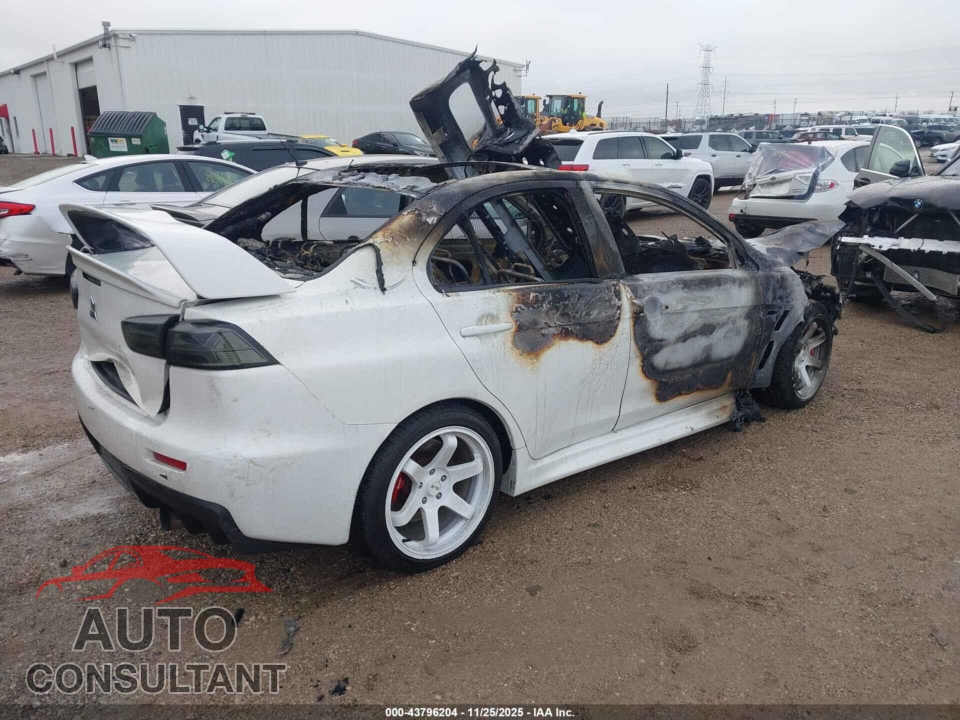 MITSUBISHI LANCER EVOLUTION 2015 - JA32W8FV4FU021300