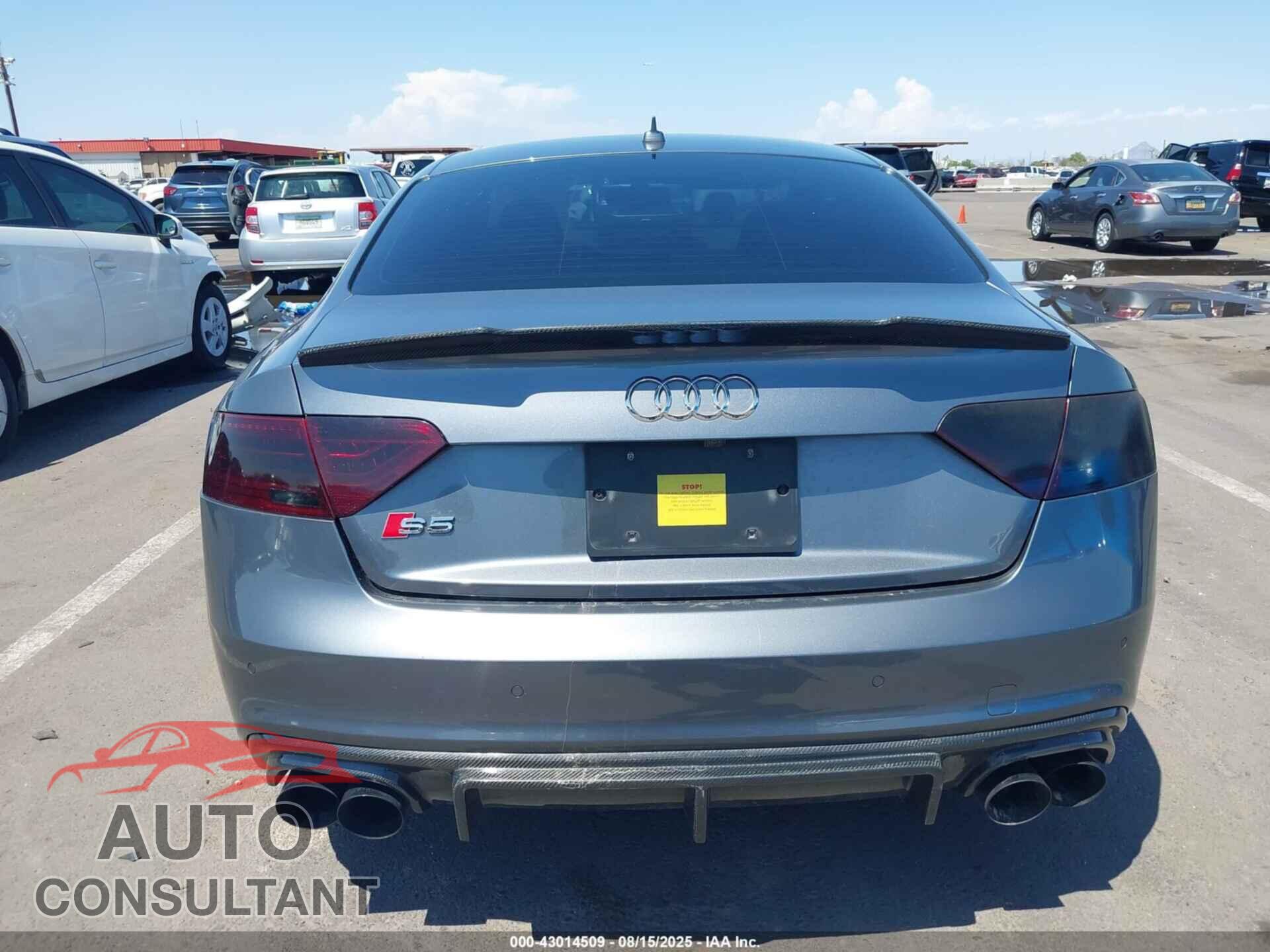 AUDI S5 2014 - WAUCGAFR4EA031710