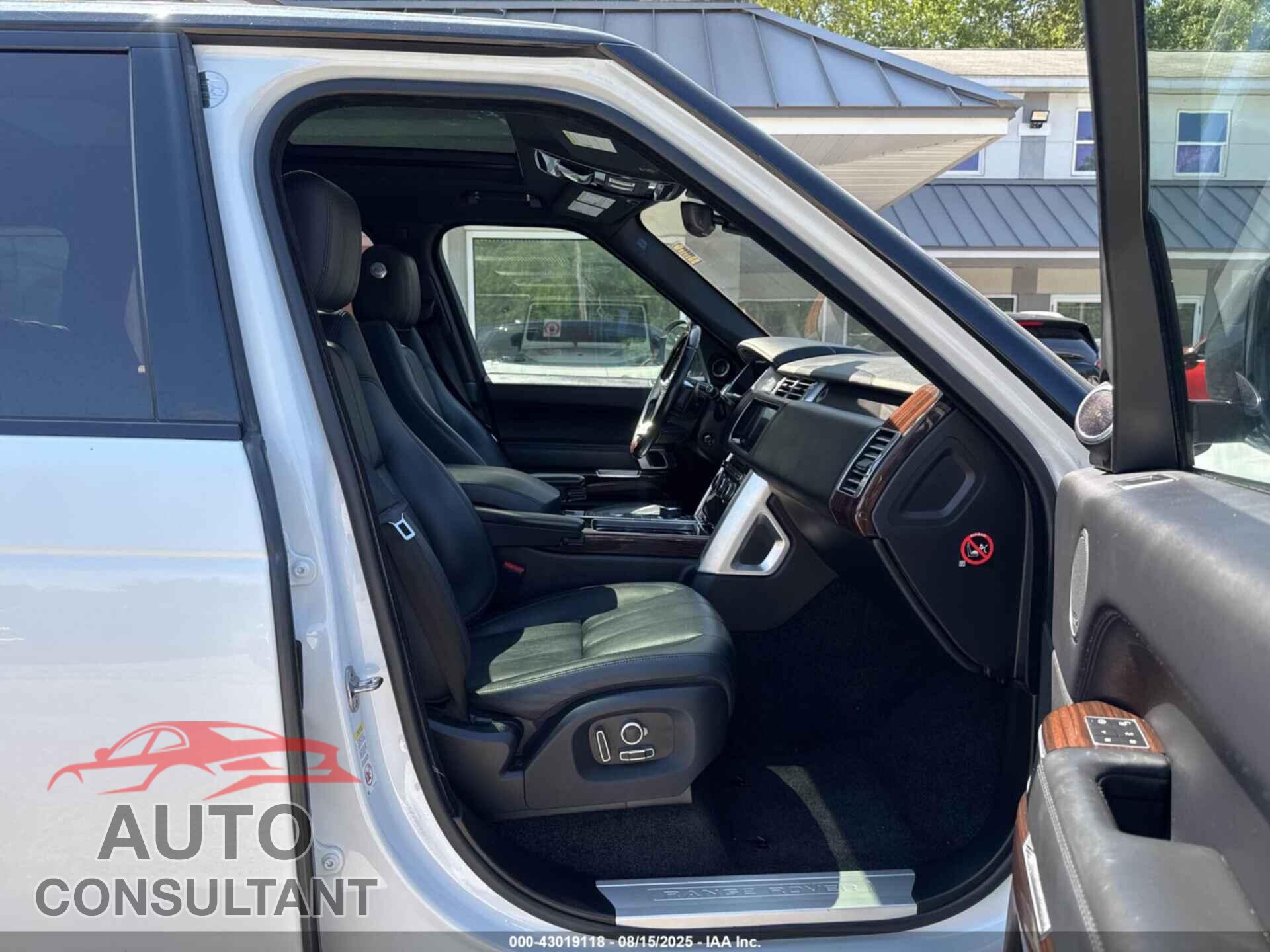 LAND ROVER RANGE ROVER 2017 - SALGS2FE1HA323575