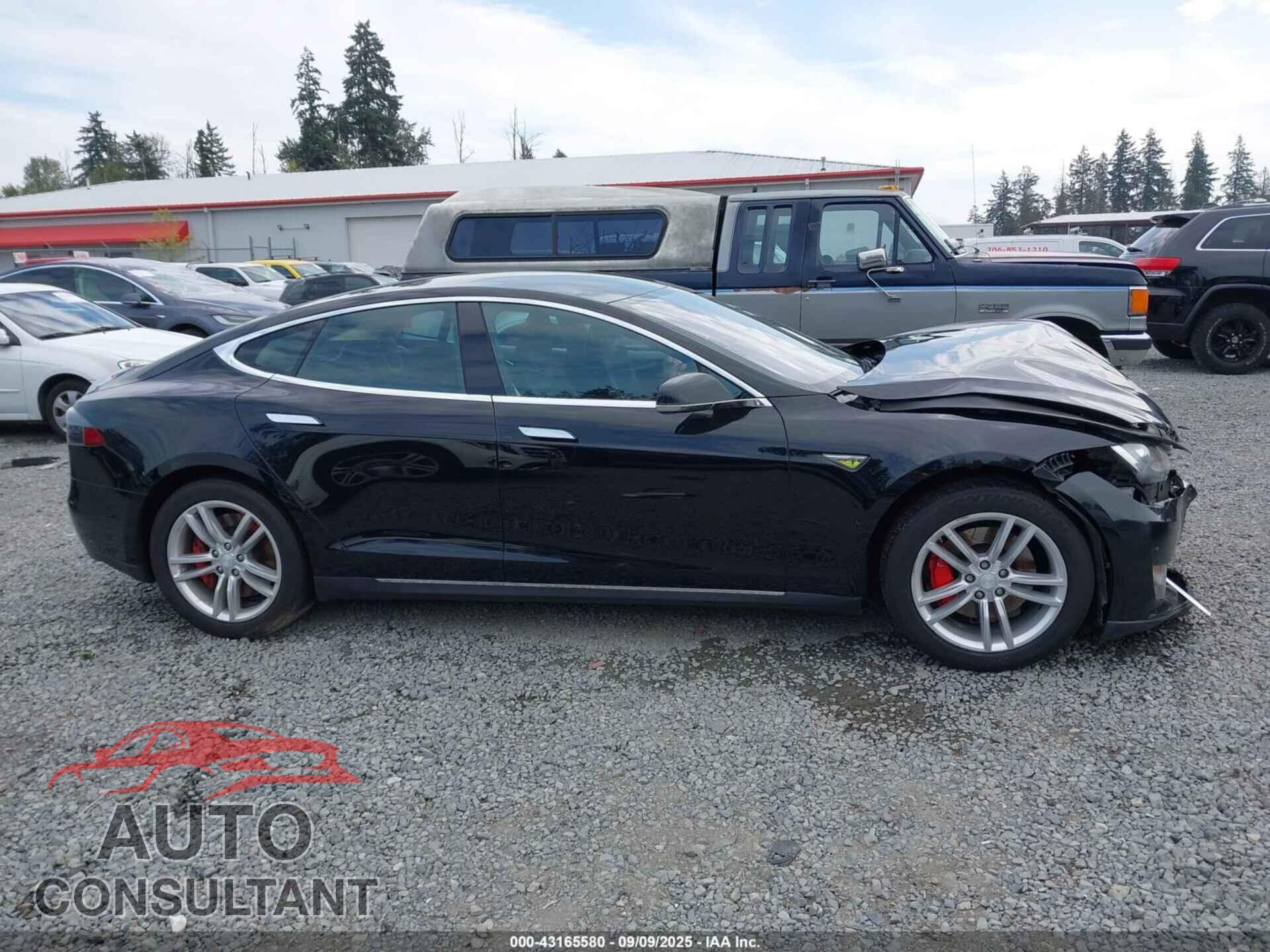 TESLA MODEL S 2013 - 5YJSA1CN6DFP19862