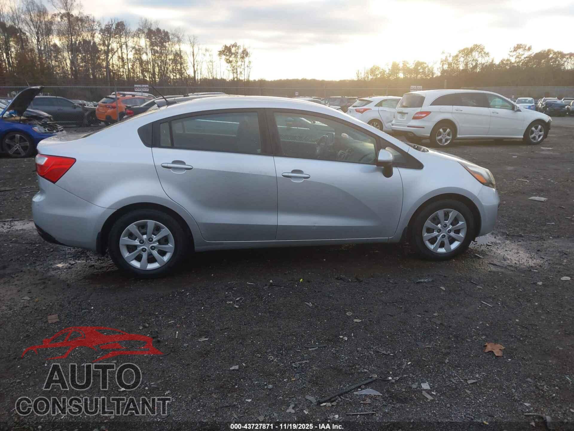 KIA RIO 2013 - KNADN4A33D6223653