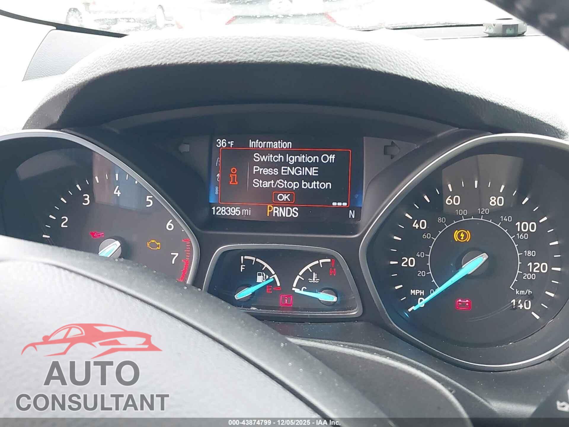 FORD ESCAPE 2017 - 1FMCU9JD4HUC64779